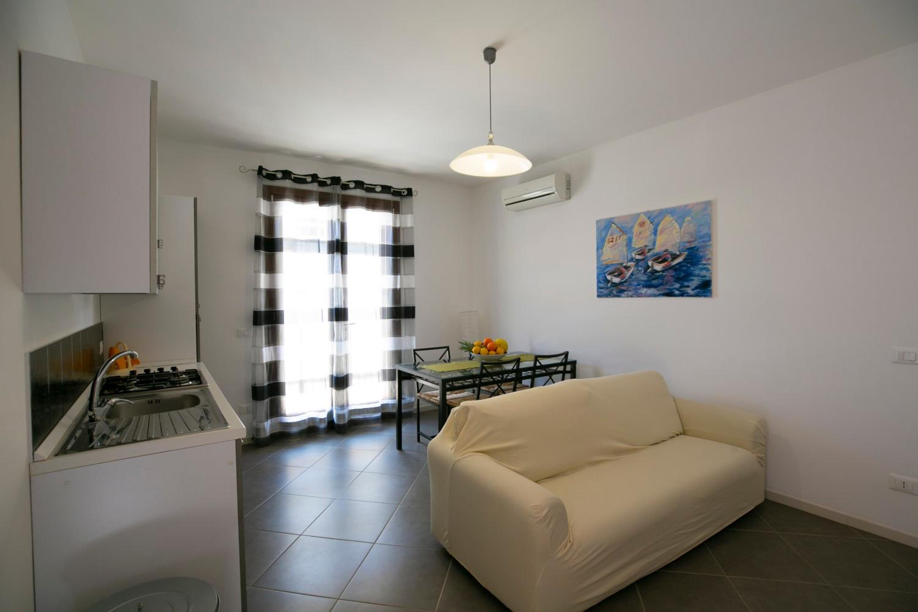 Deluxe Apartment - Photo 16