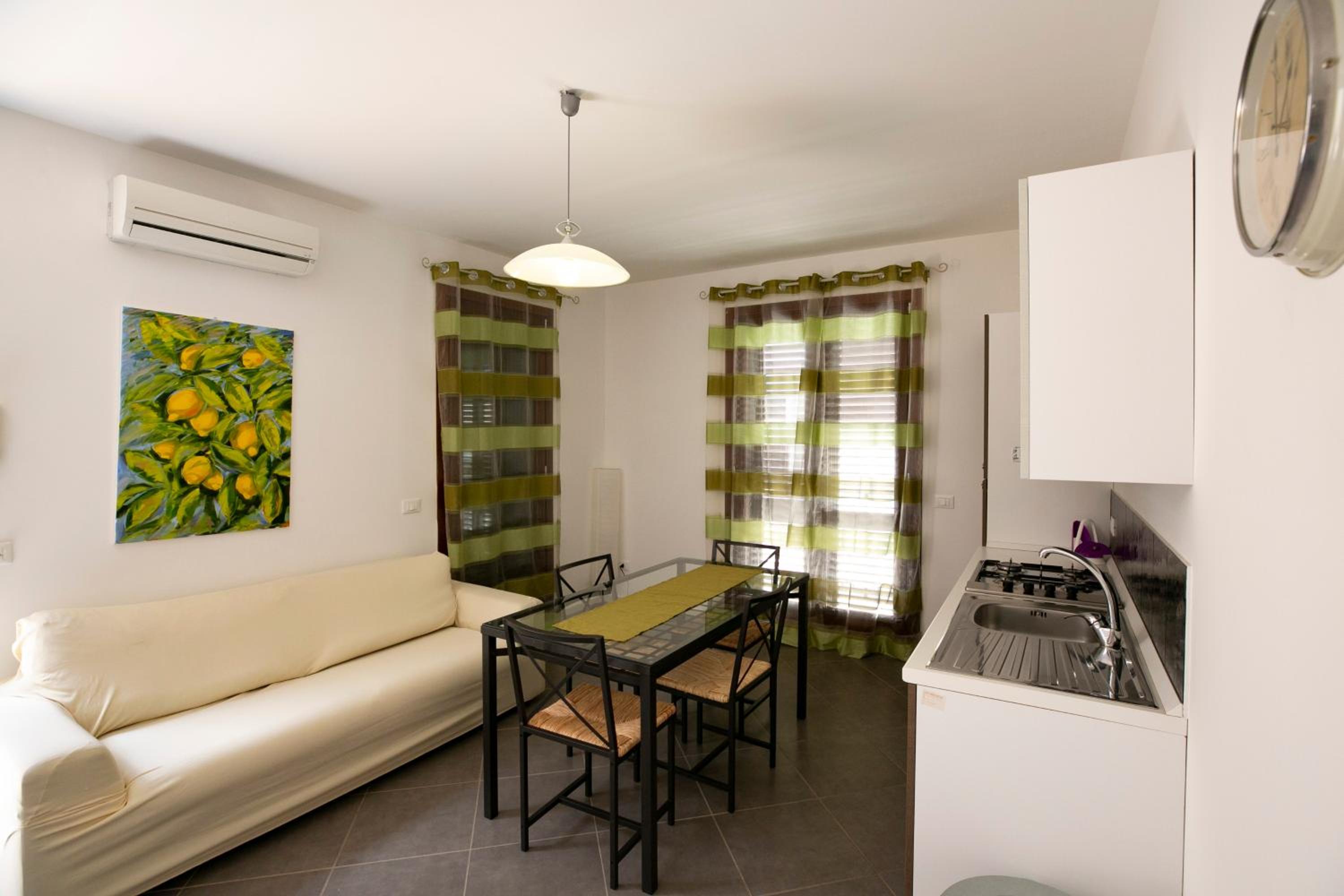 Deluxe Apartment - Photo 3