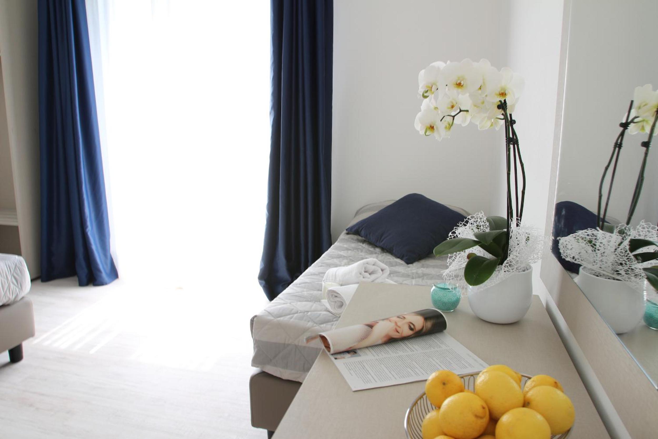 Family Room - Photo 20