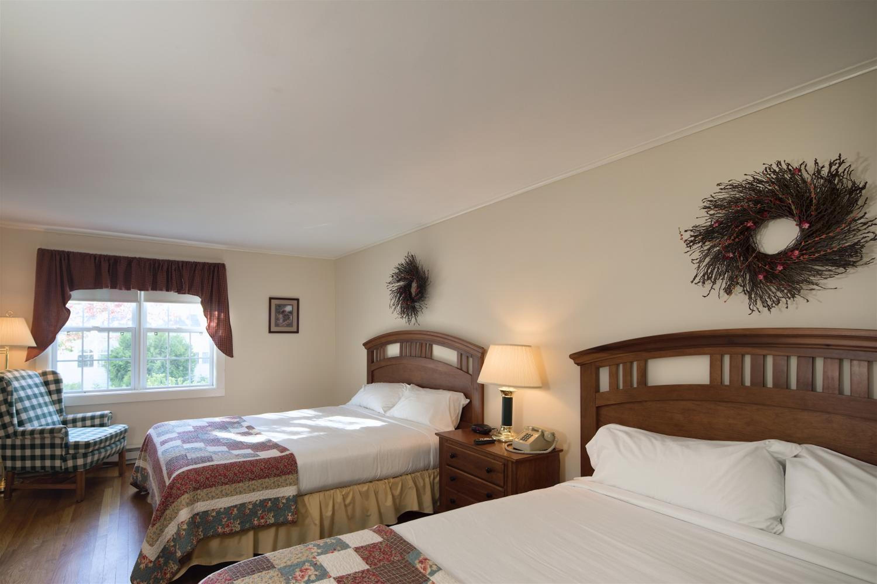 Cottage with Two Queen Beds photo 1