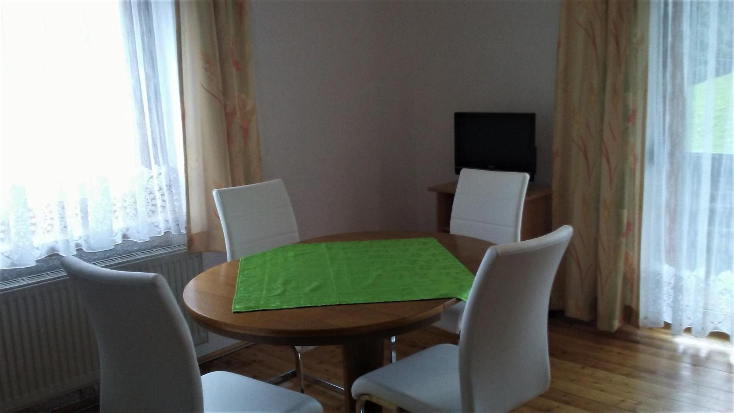 Apartment - Split Level photo 3