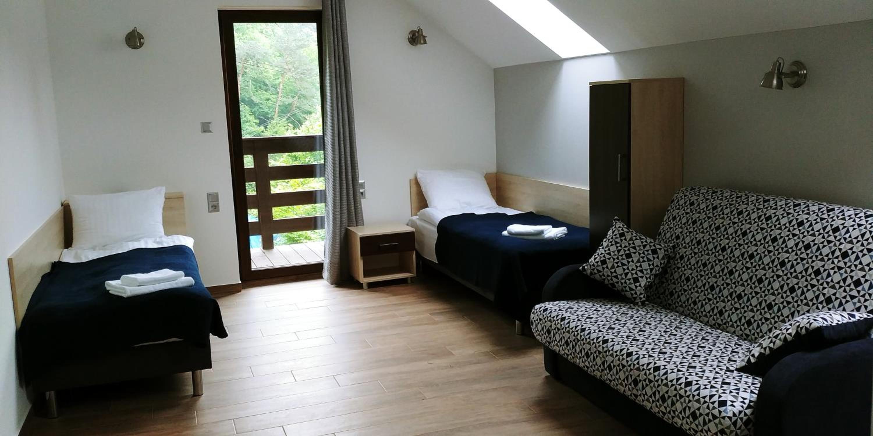 Quadruple Room with Balcony photo 2