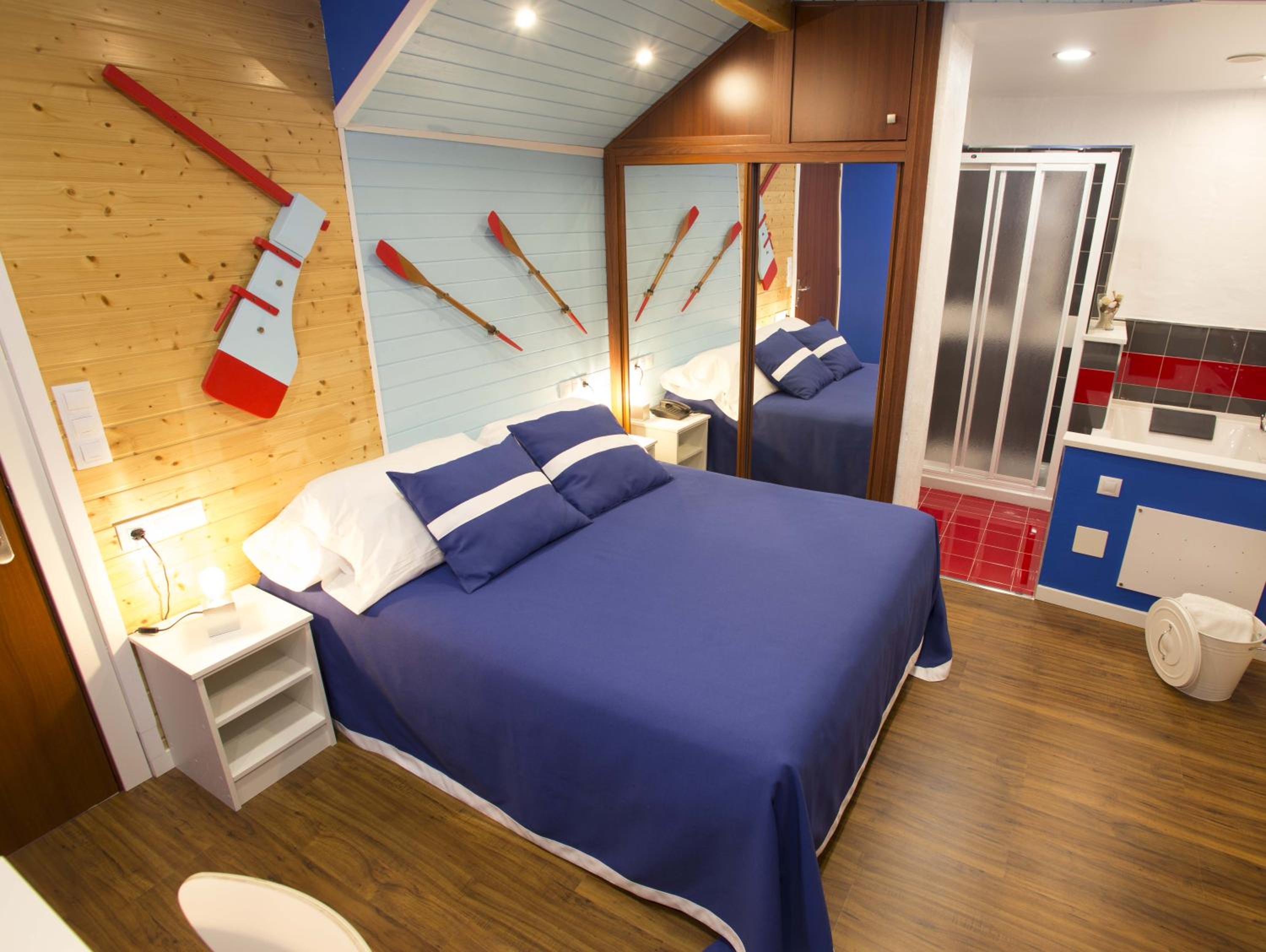 Habitación Doble con Bañera de Hidromasaje