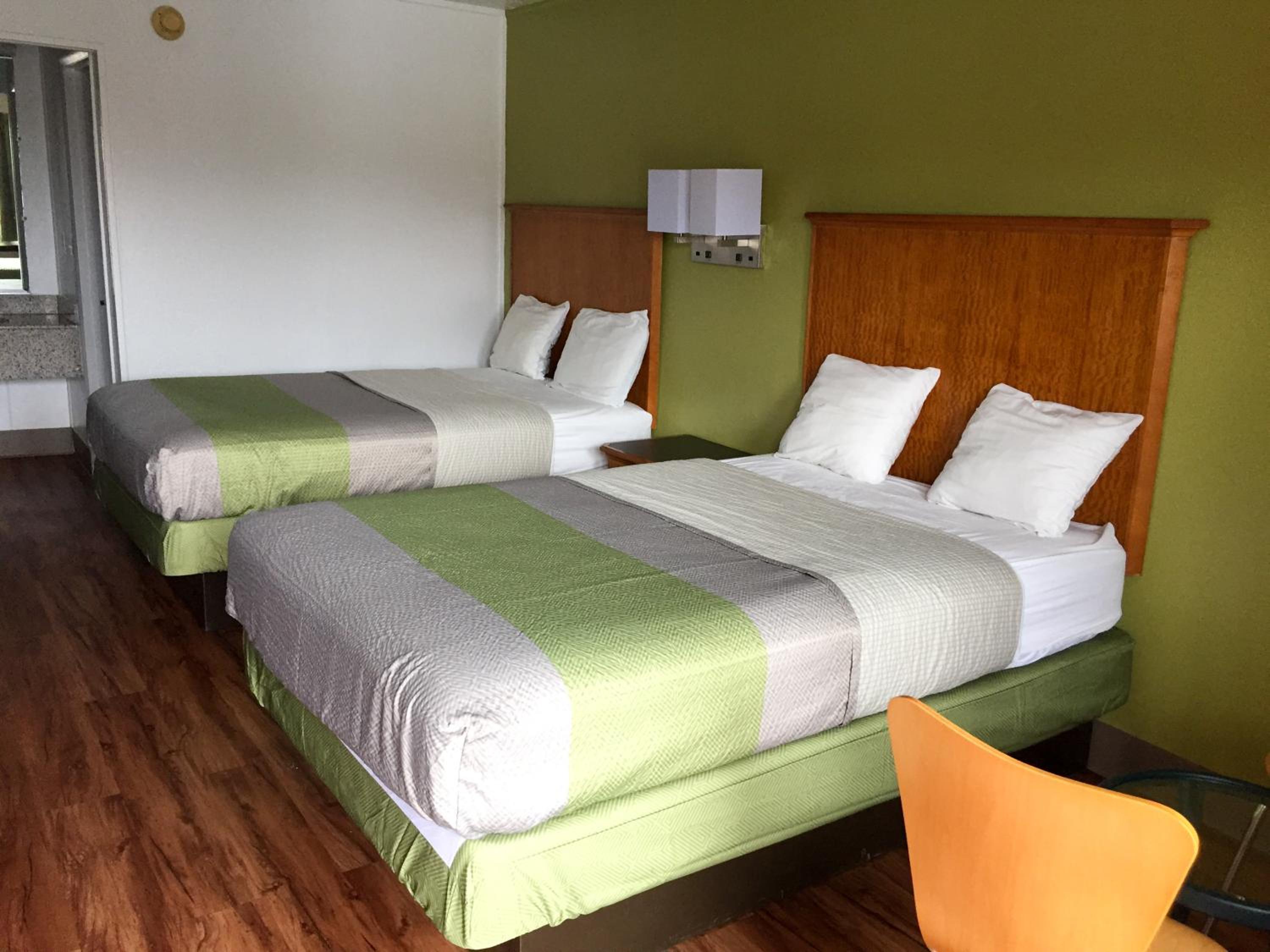 Deluxe Quadruple Room - Non-Smoking - Photo 13