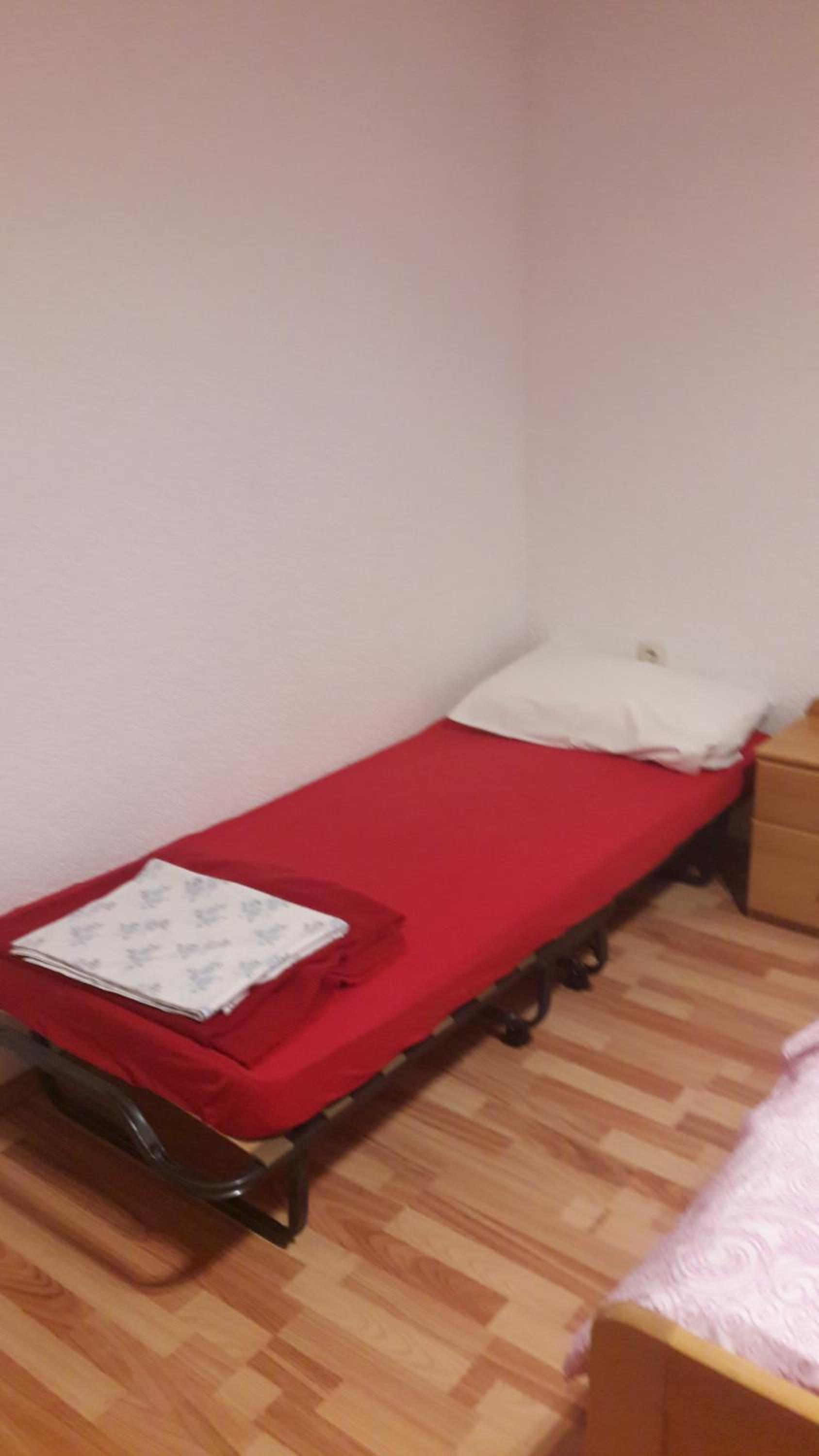 Double Room - Photo 5