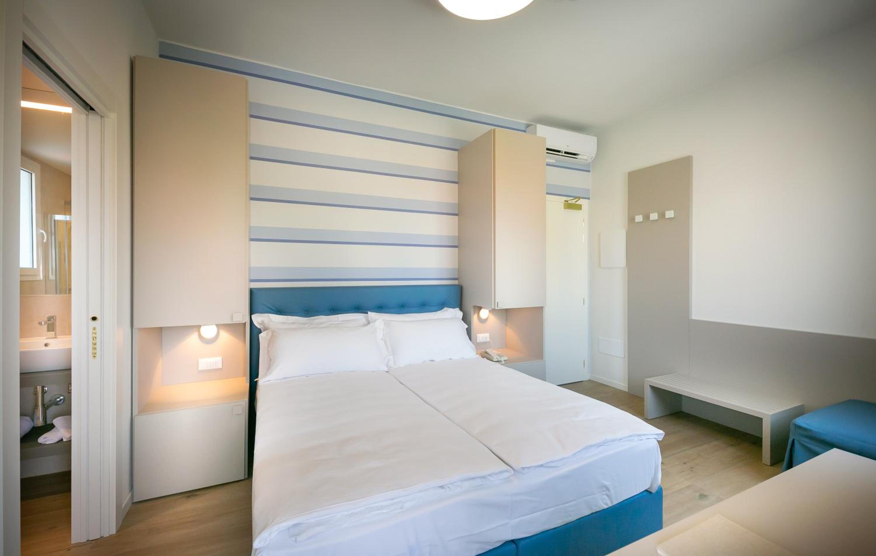 Double Room with Balcony photo 1