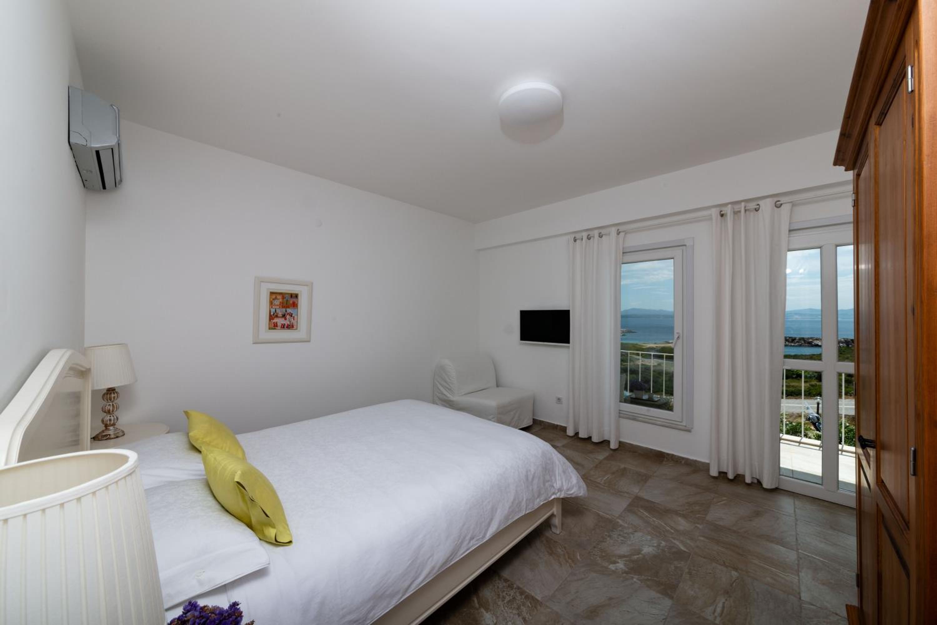 Double Room with Balcony and Sea View