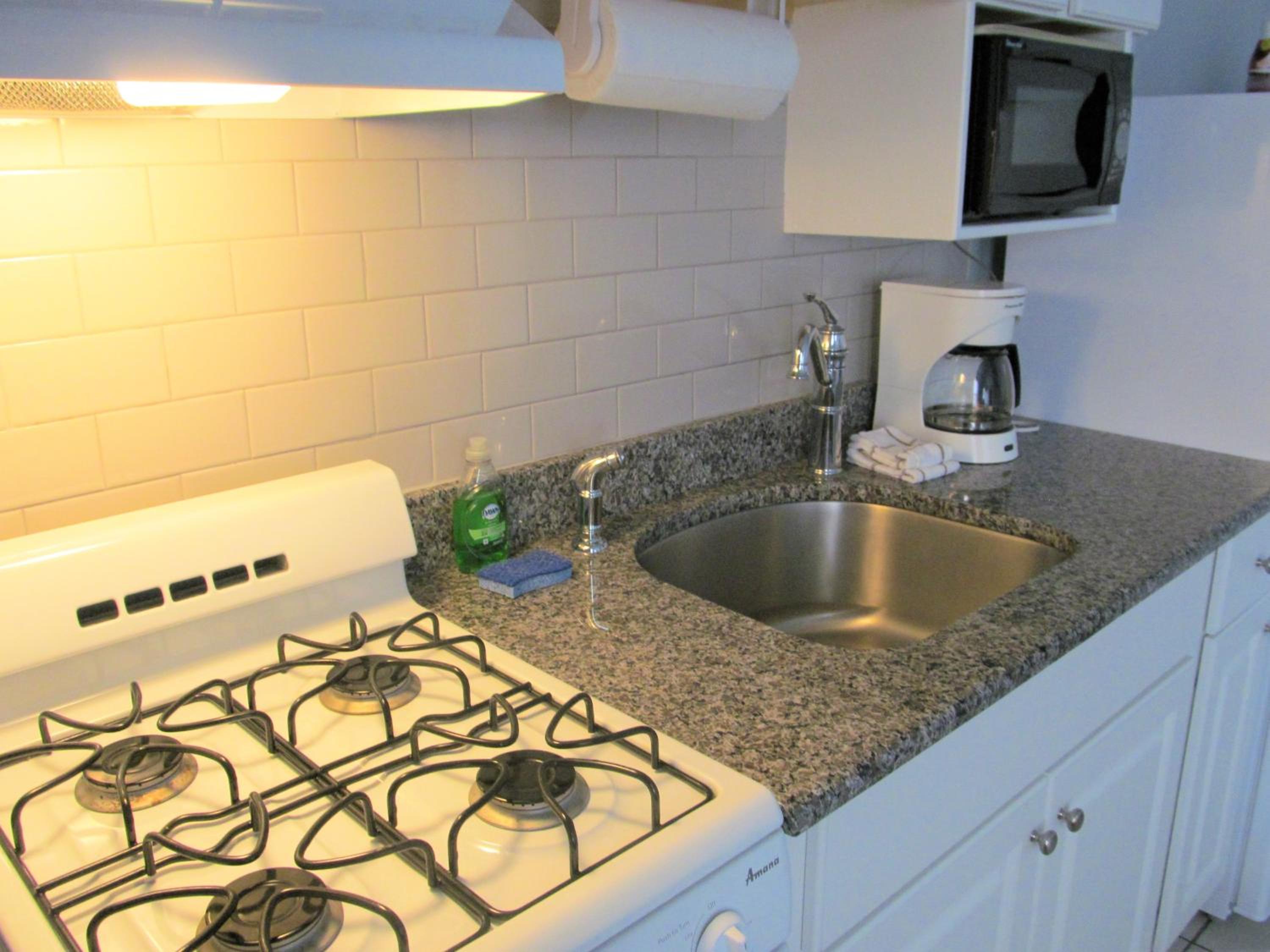 Two-Bedroom Suite with Kitchen - Photo 10
