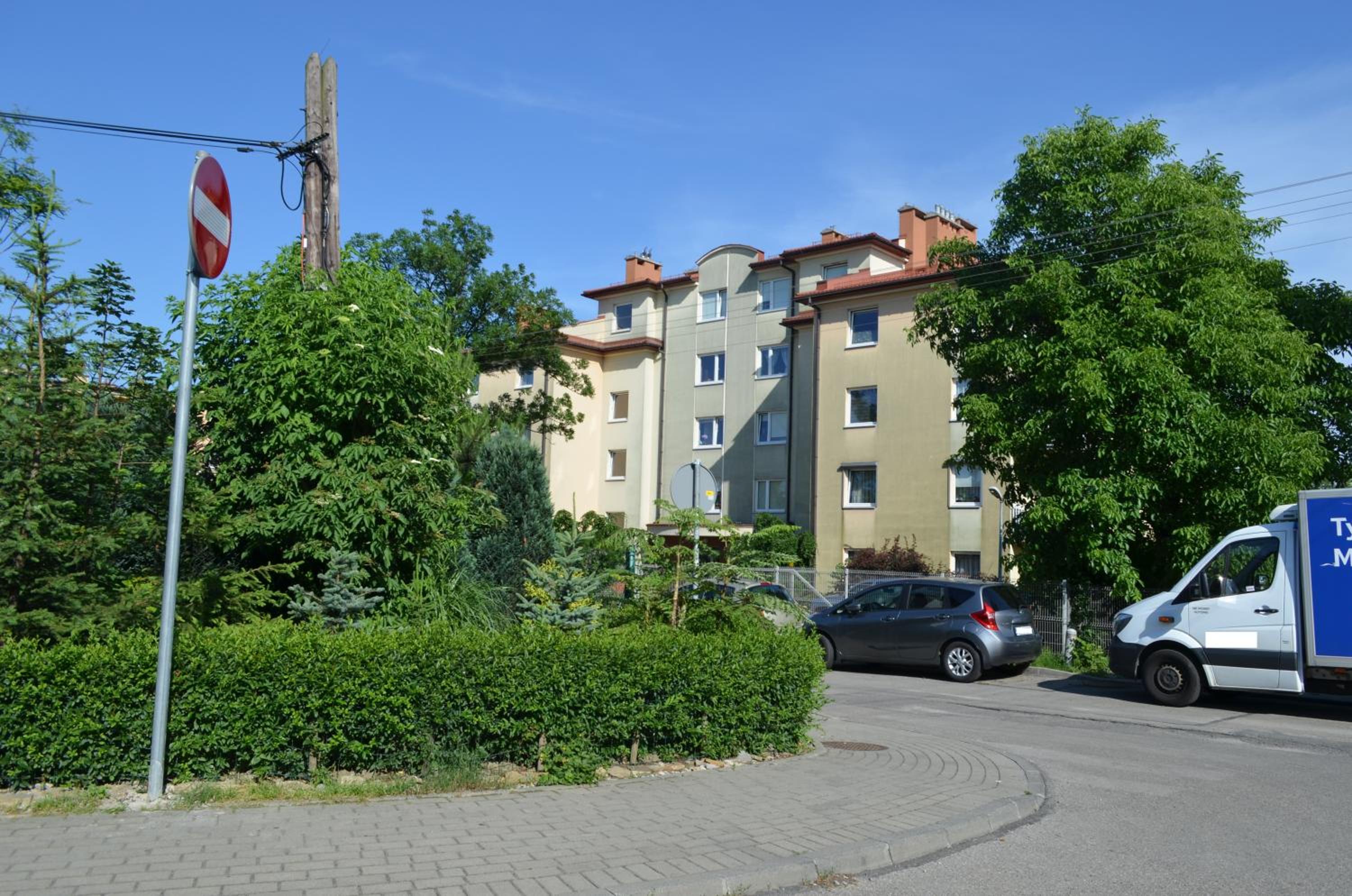 Apartment with Balcony - Photo 1