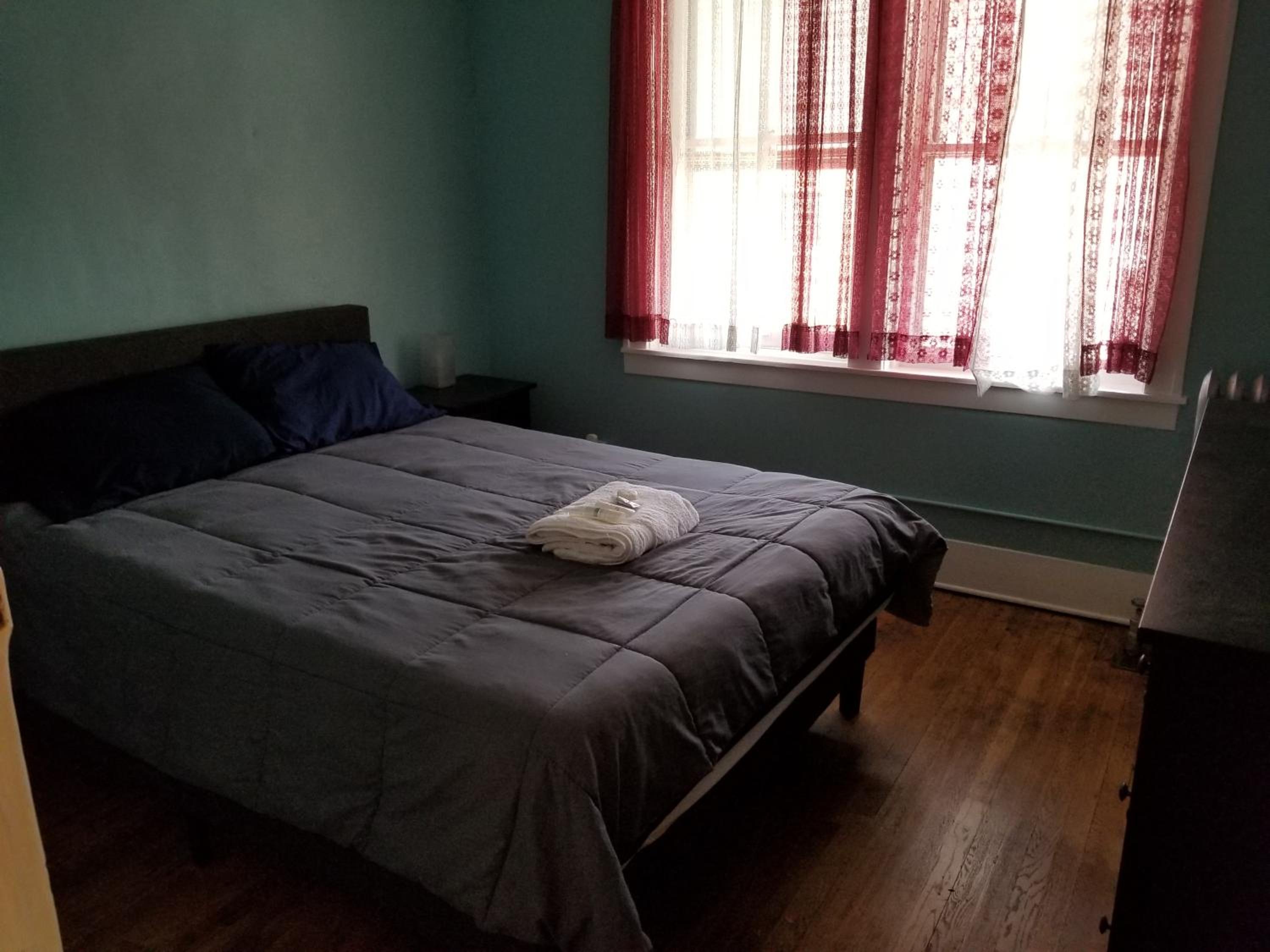 Economy Double Room photo 2