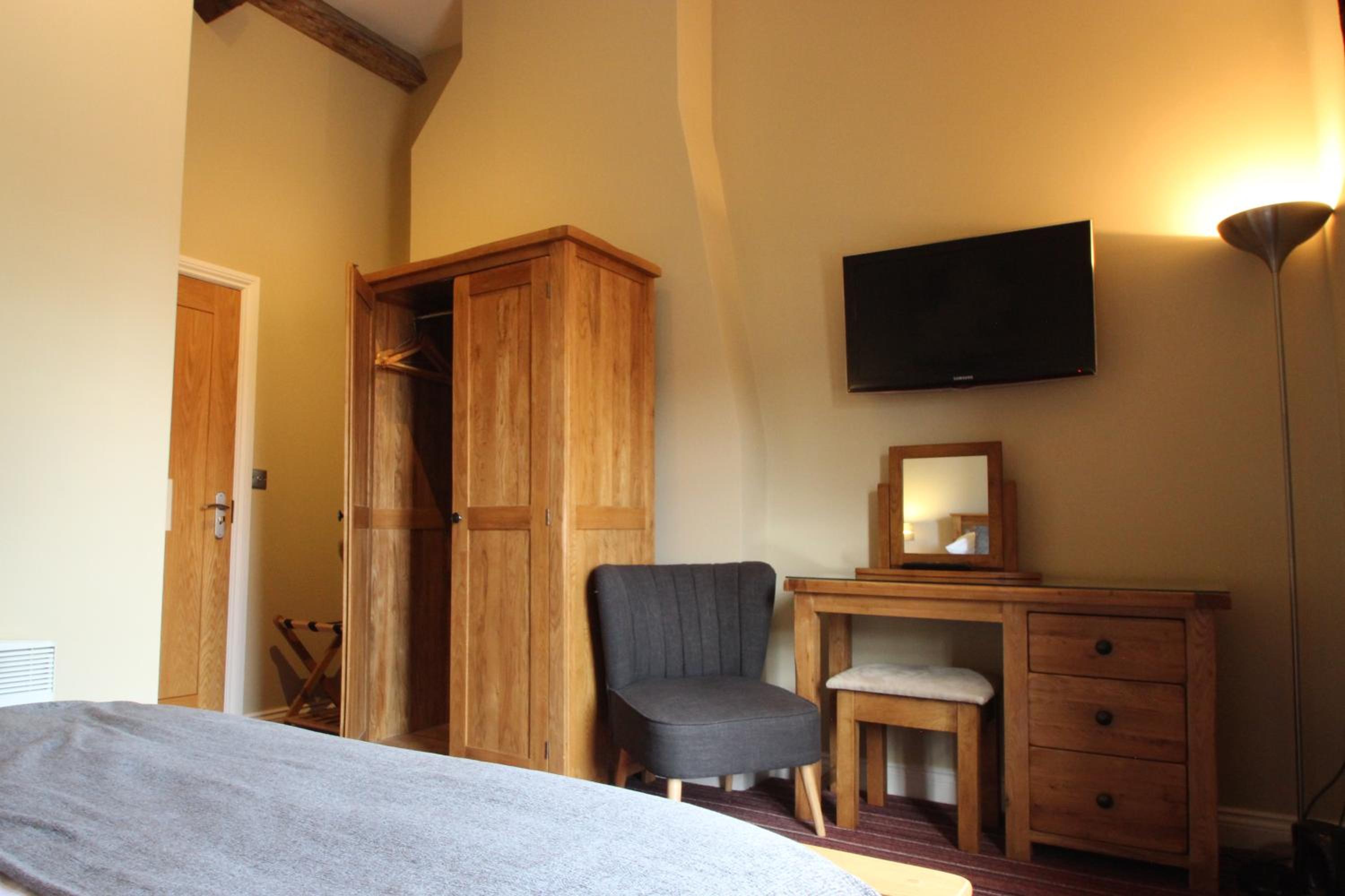 Double Room - Photo 4