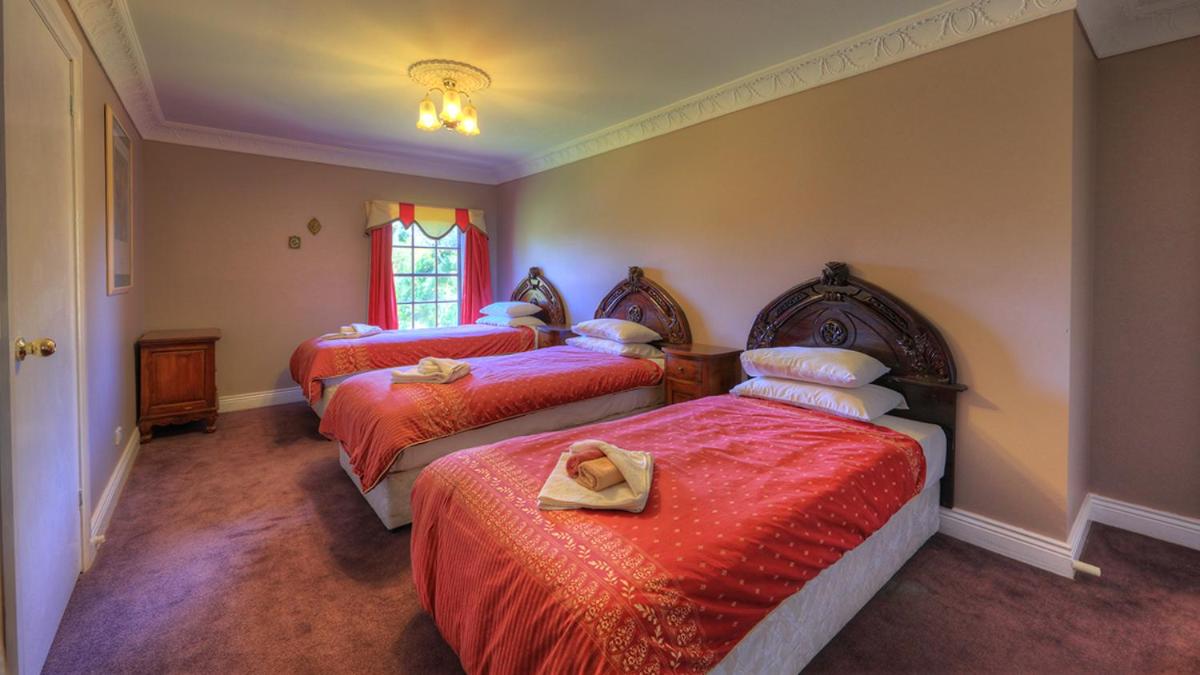Three-Bedroom Apartment - Photo 6