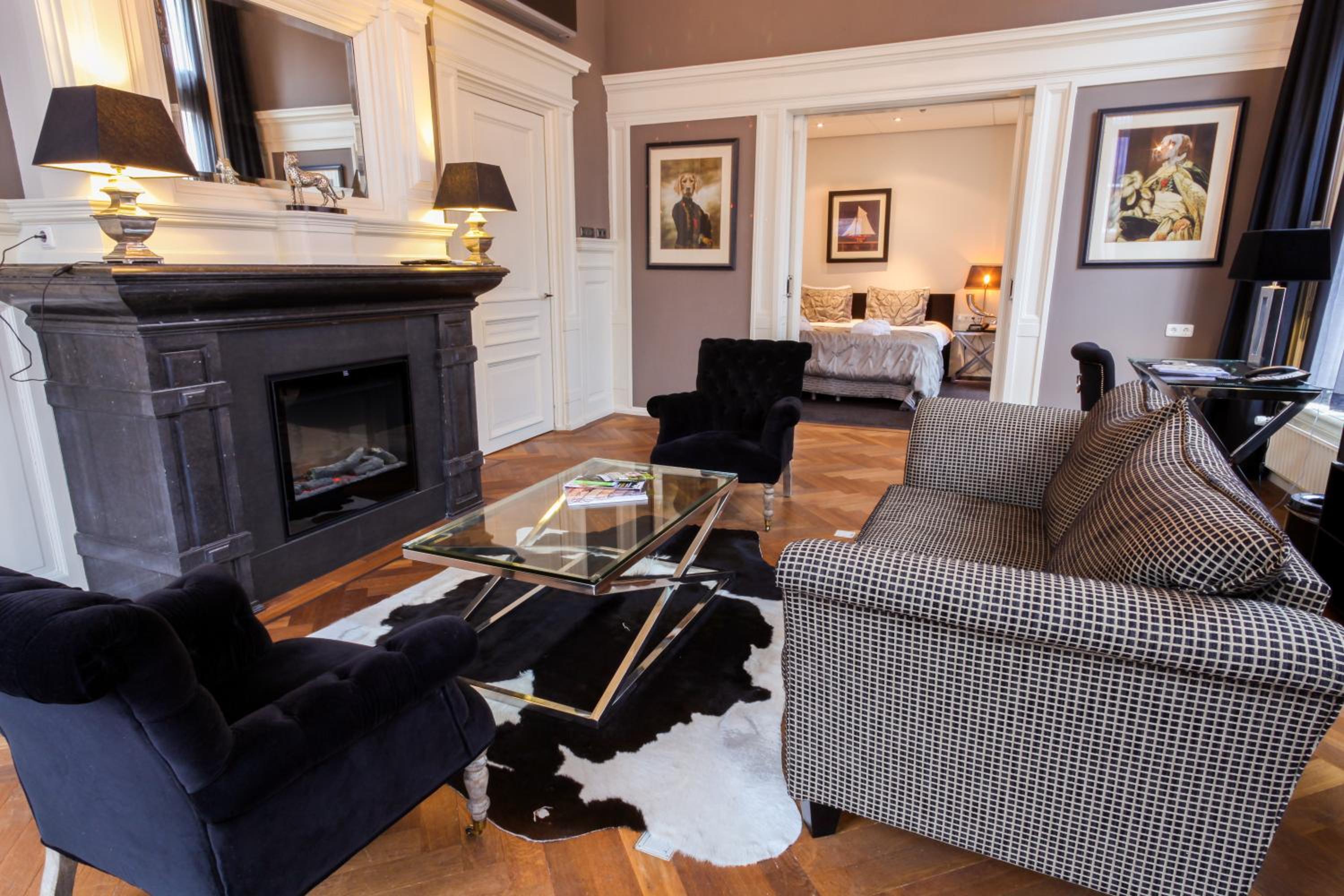 King Suite - Photo 1