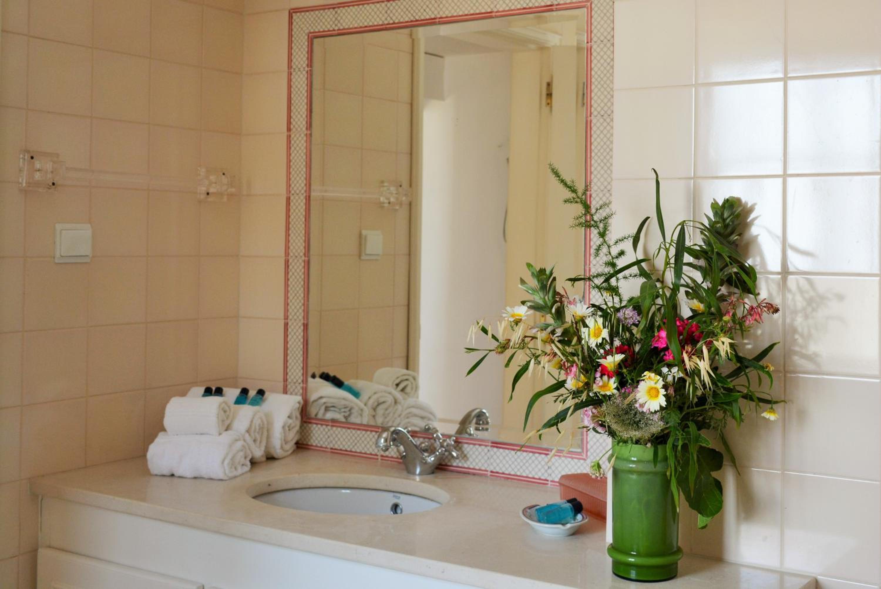 Double Room with Private External Bathroom photo 3