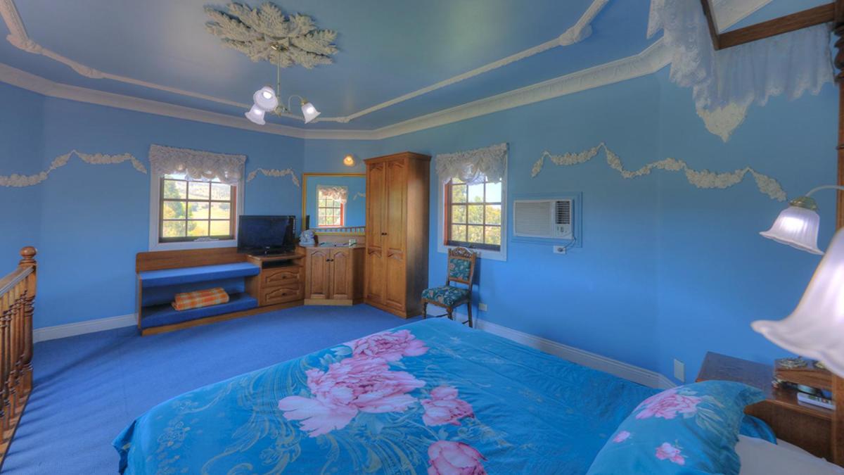 Suite - Photo 8