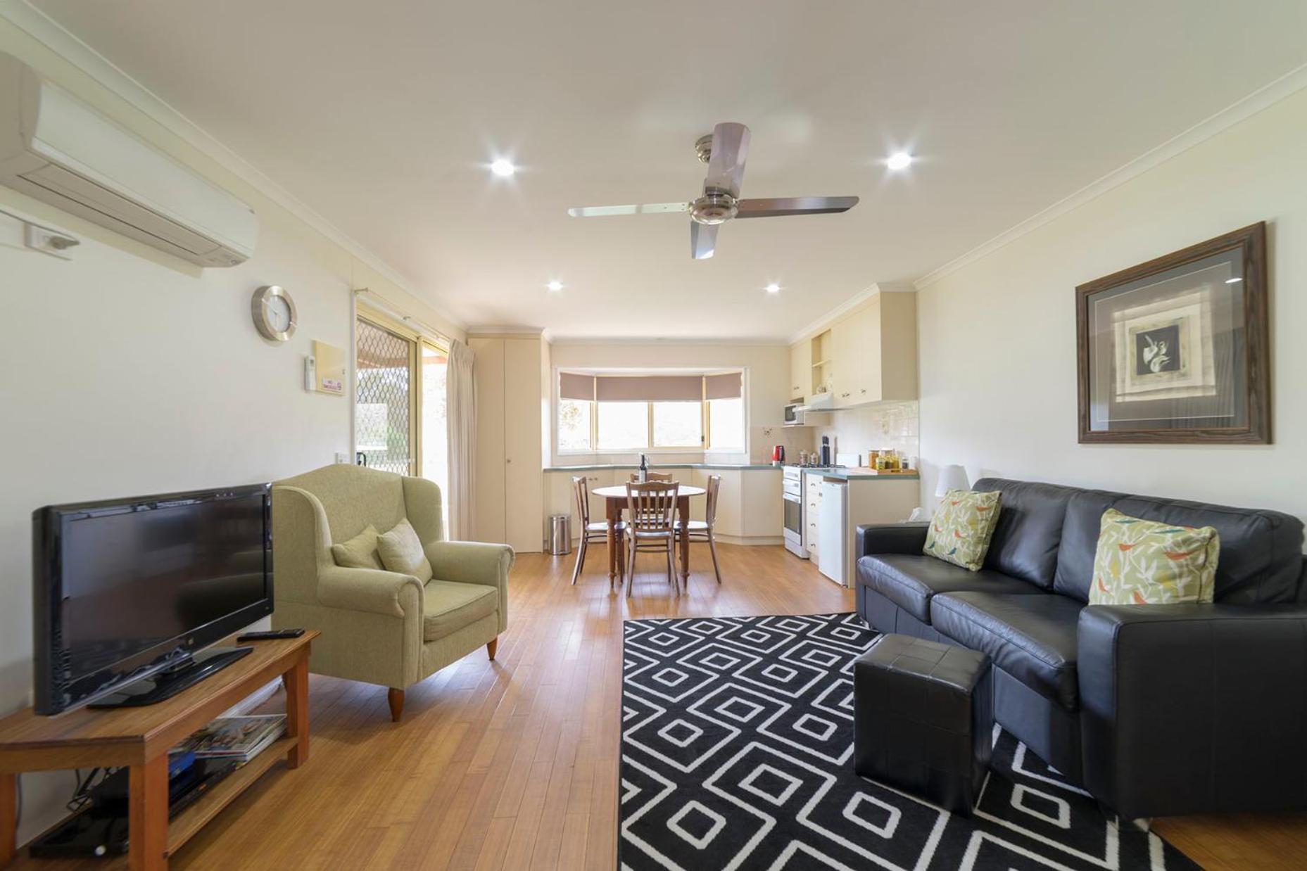 One-Bedroom Cottage photo 1