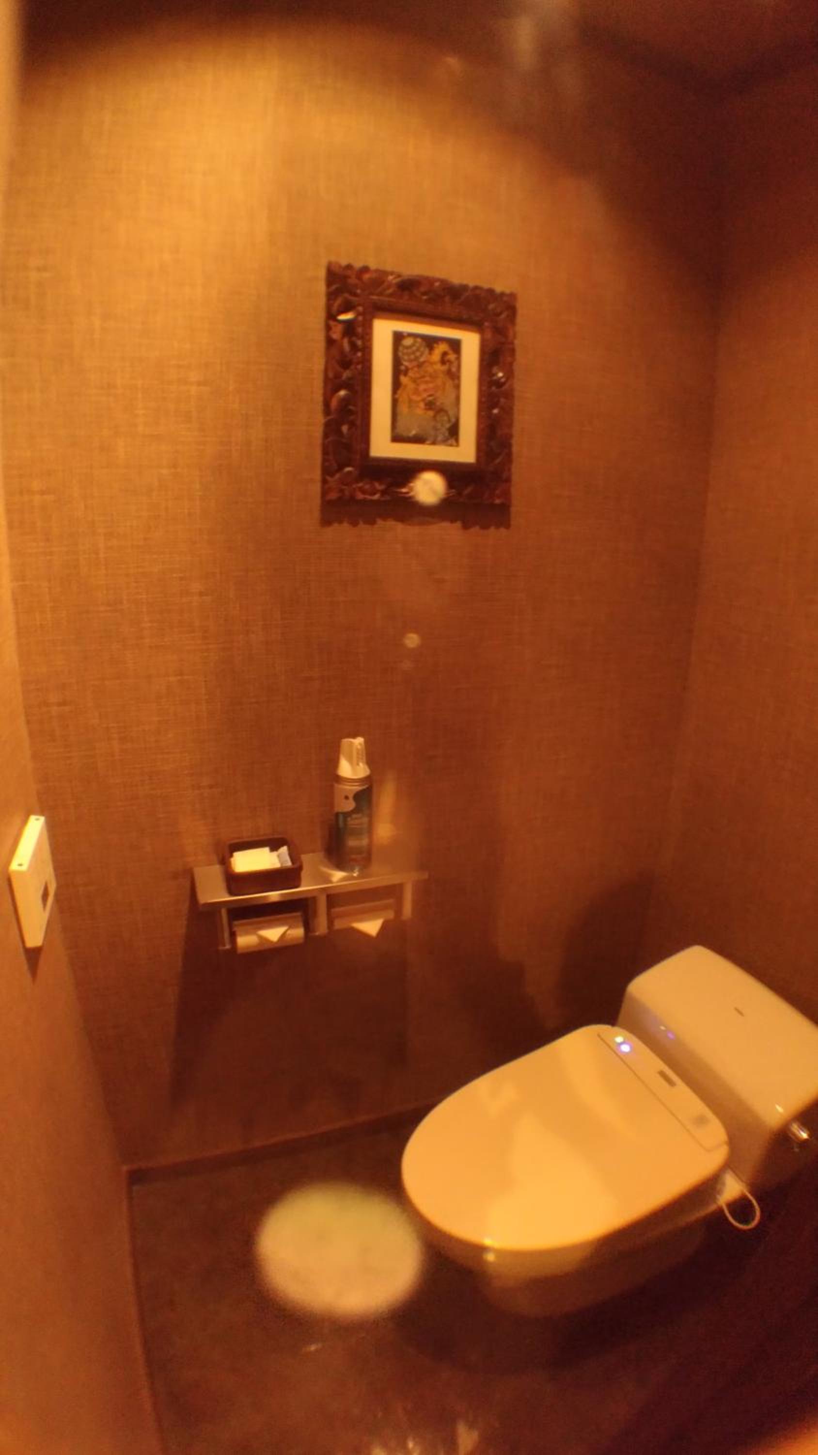 Deluxe King with Bedrock Bath & Ocean View - Smoking photo 3