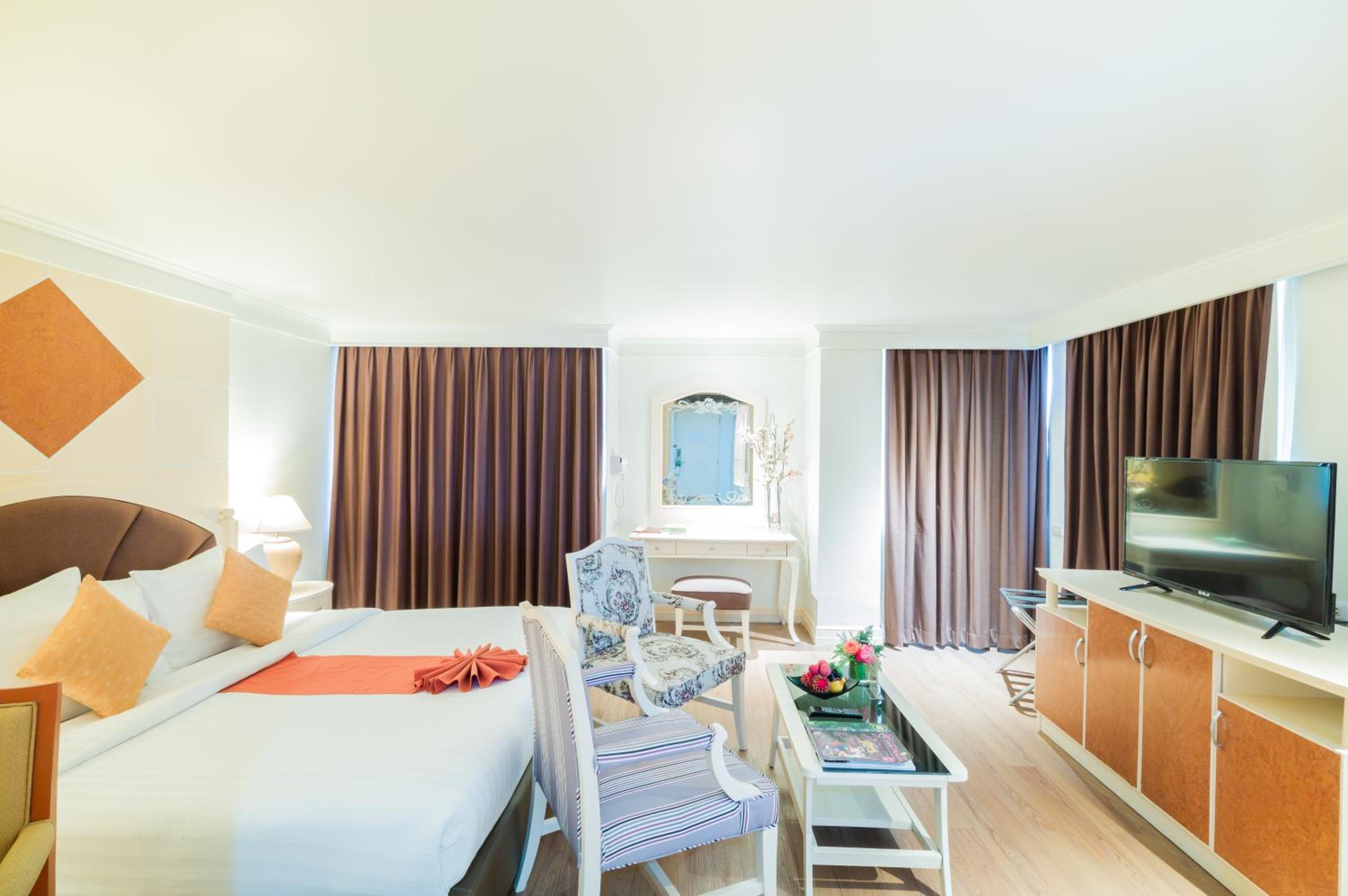 Jacuzzi Suite Room photo 2