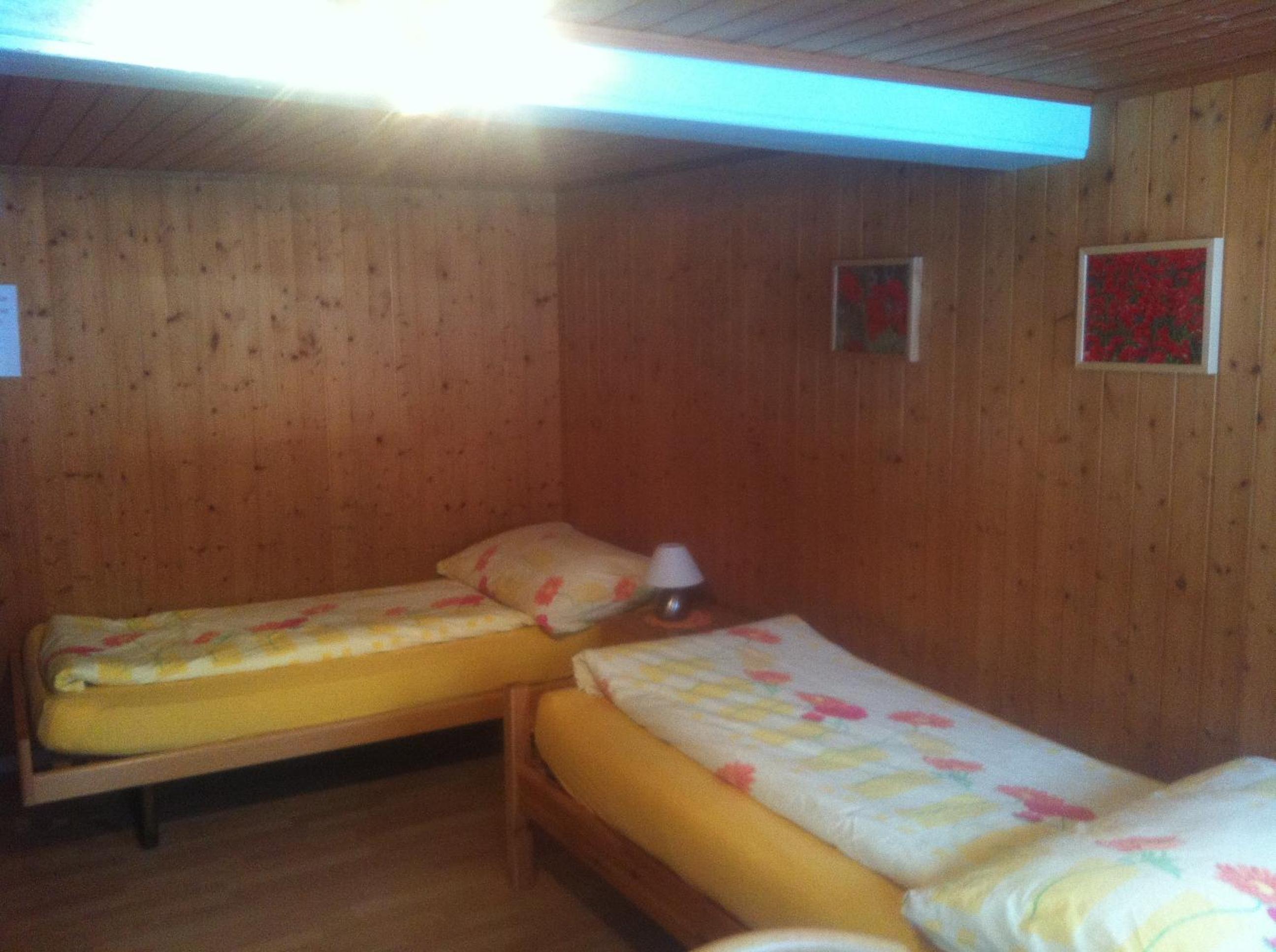 Quadruple Room with Shared Bathroom photo 3