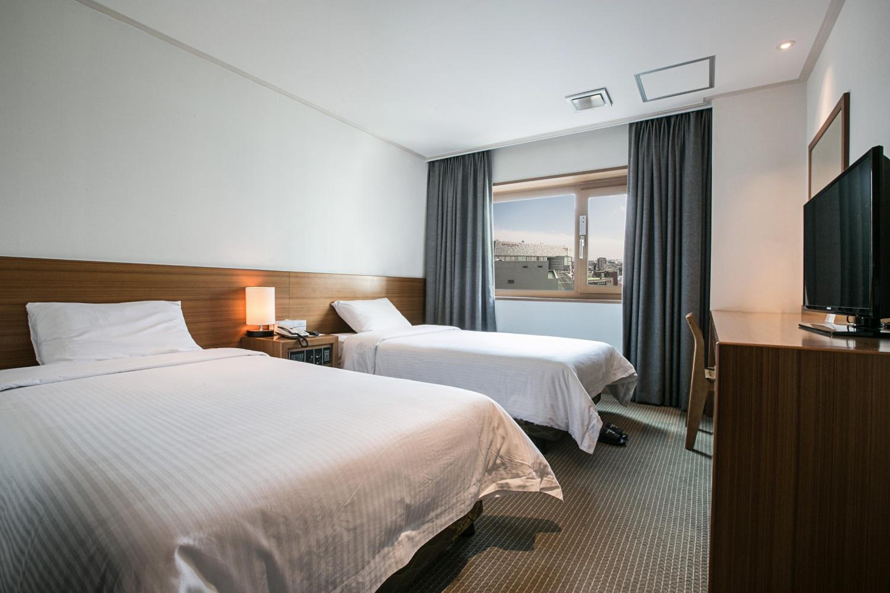 Superior Twin Room photo 2