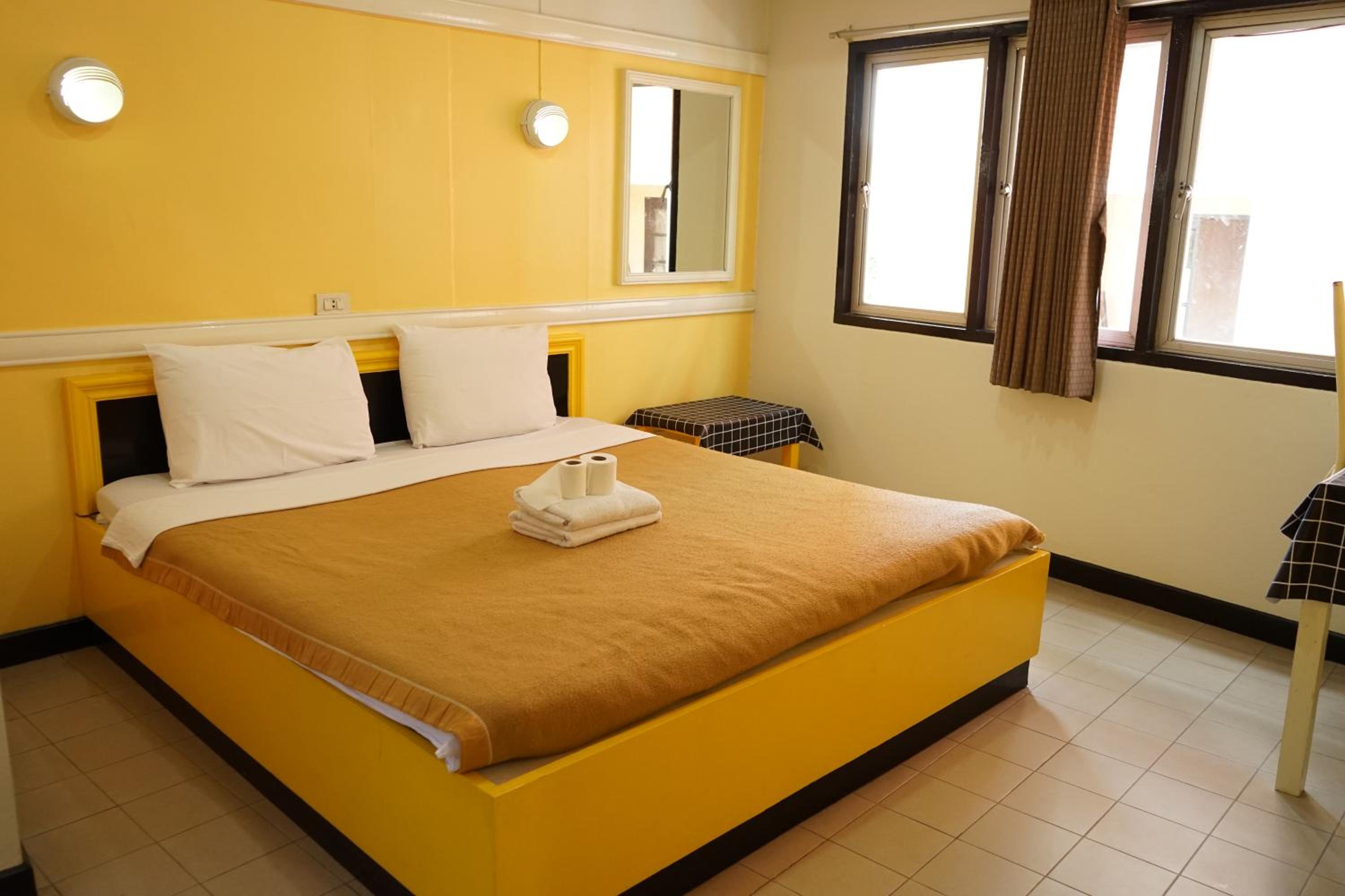 Double Room with Private Bathroom photo 3