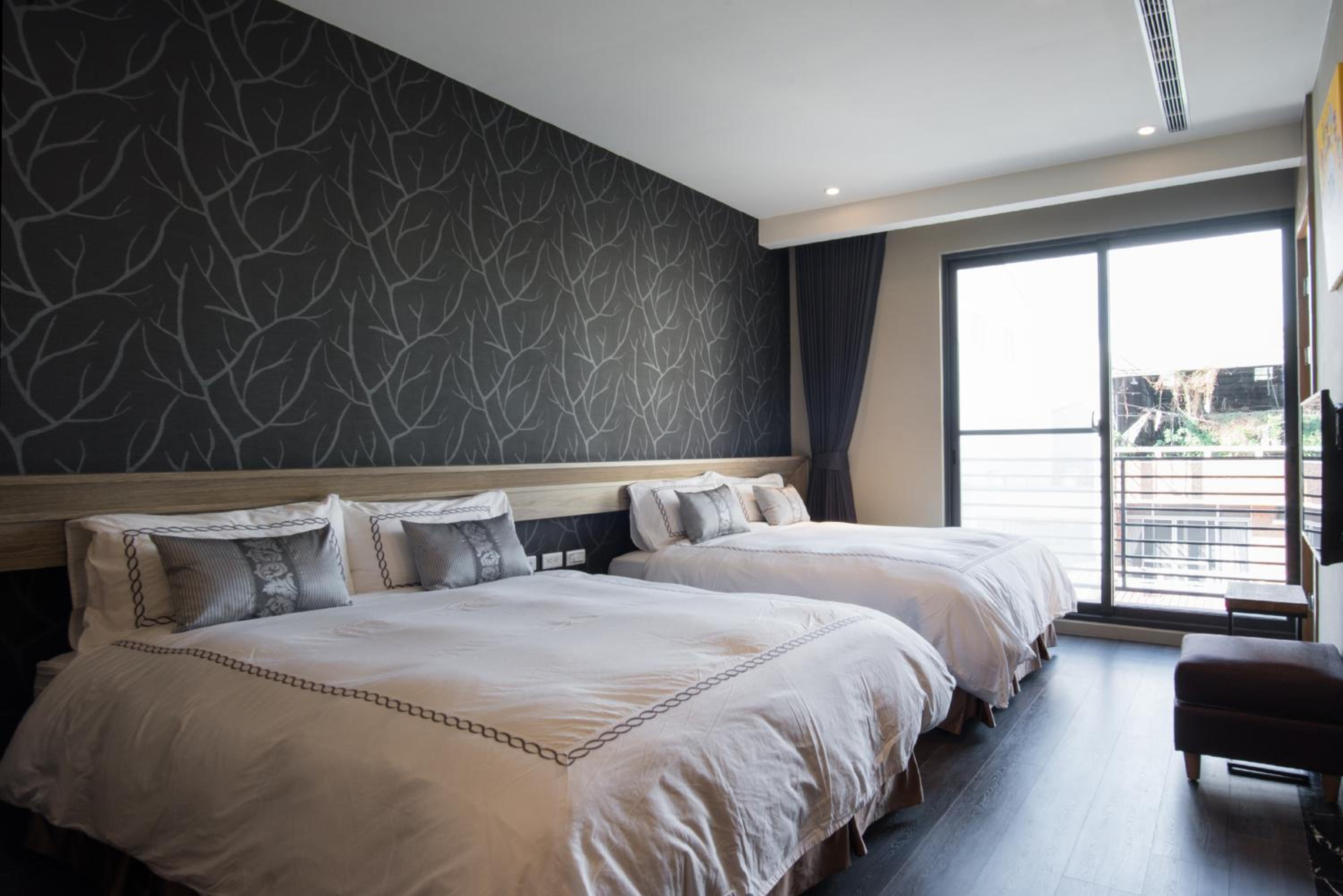 Quadruple Room with Balcony photo 1