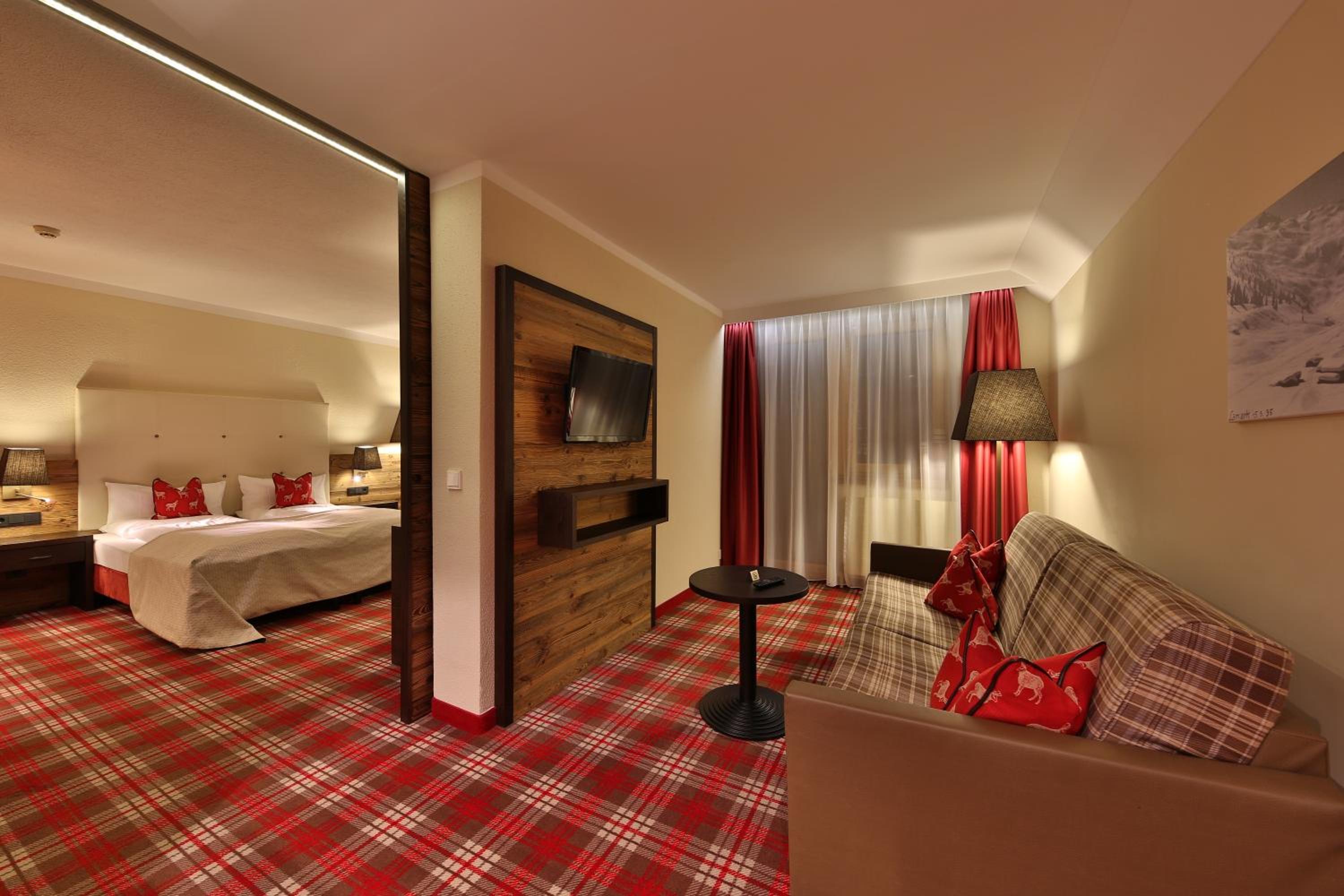 Deluxe Suite