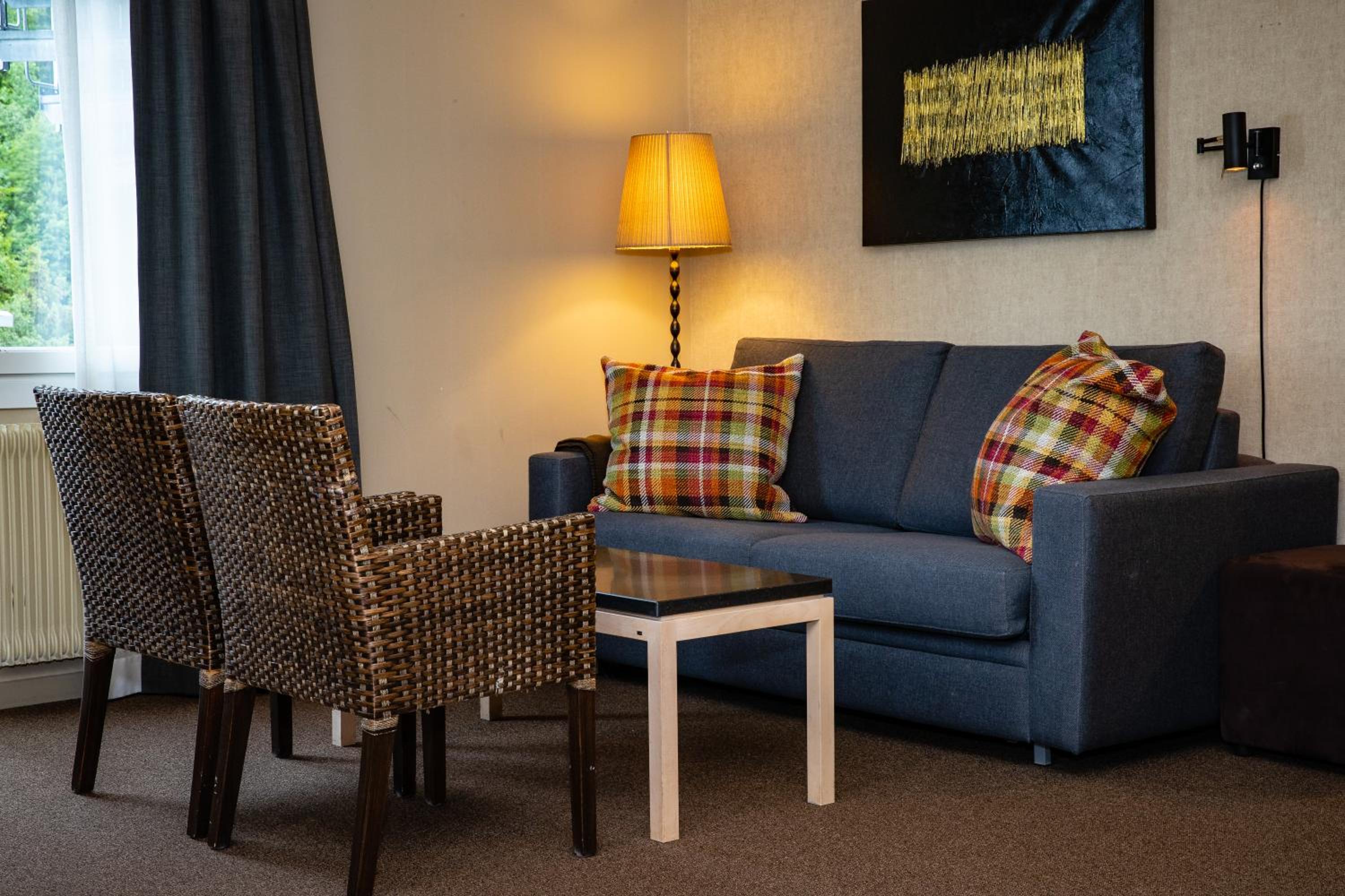 Deluxe Double or Twin Room with Lake View - Photo 7