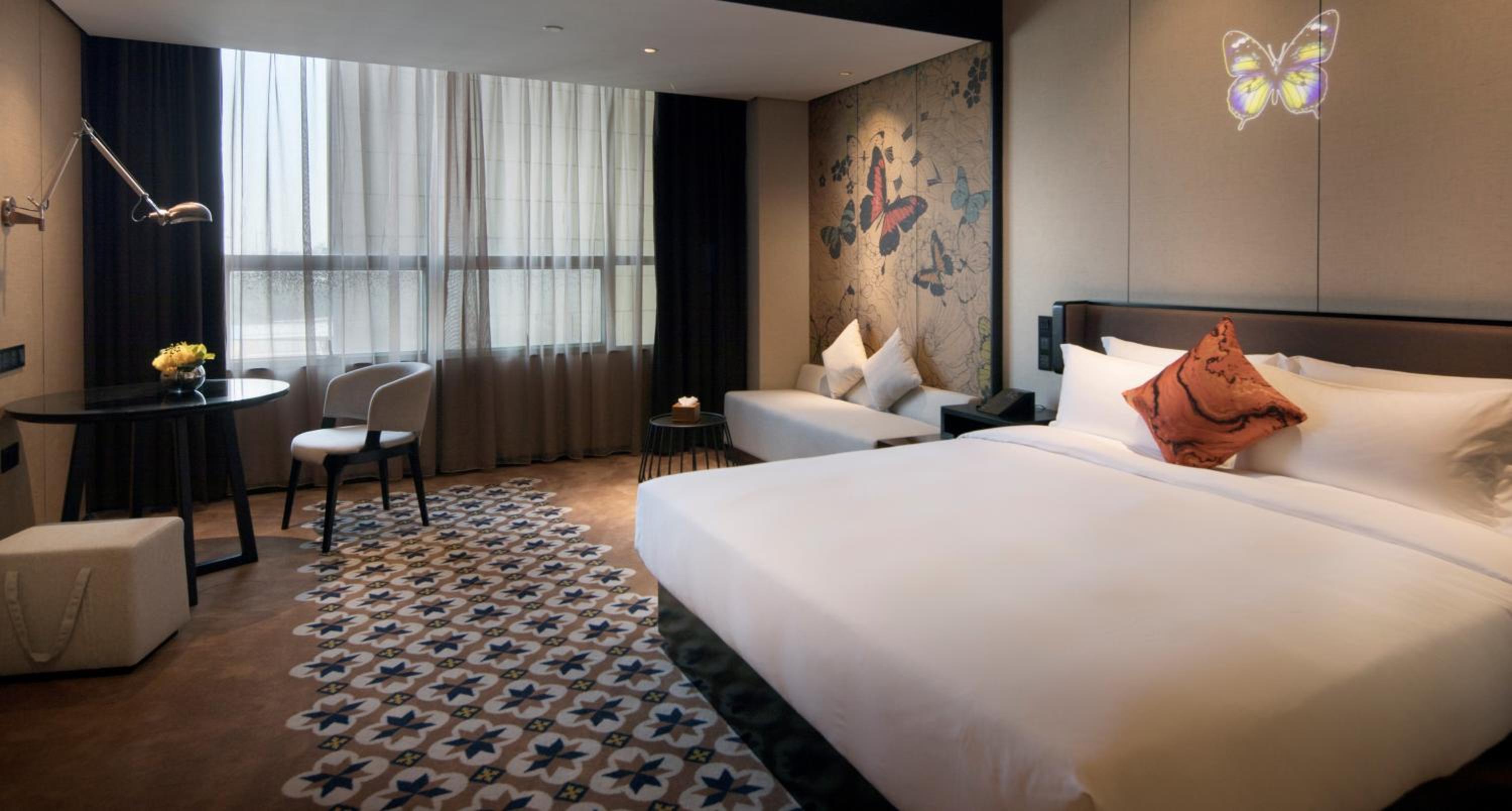 Executive King Room - Photo 3