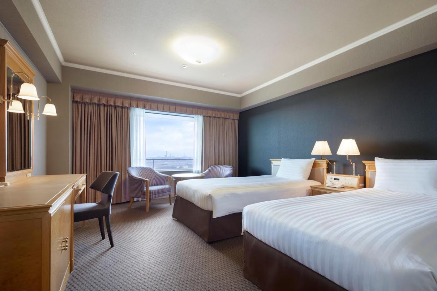 Standard Twin Room with Bayside View - Smoking - Photo 3