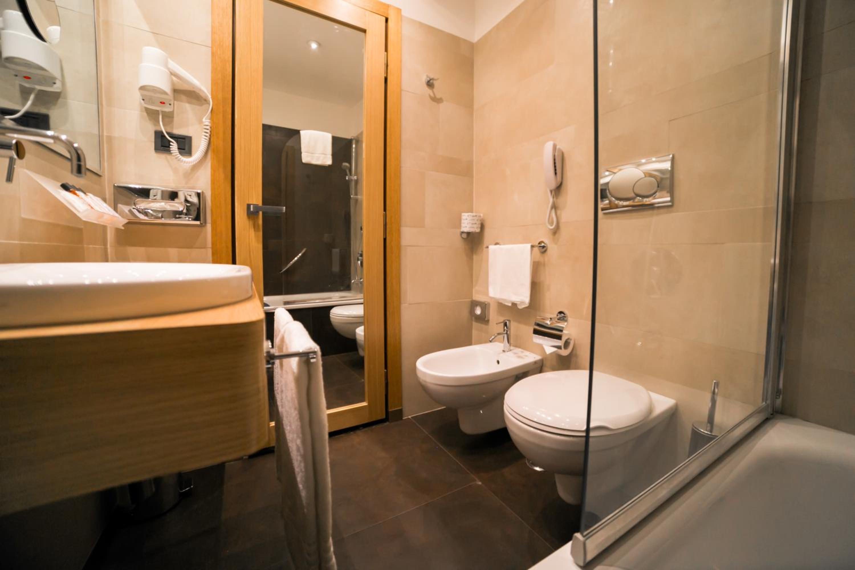Comfort King Room
