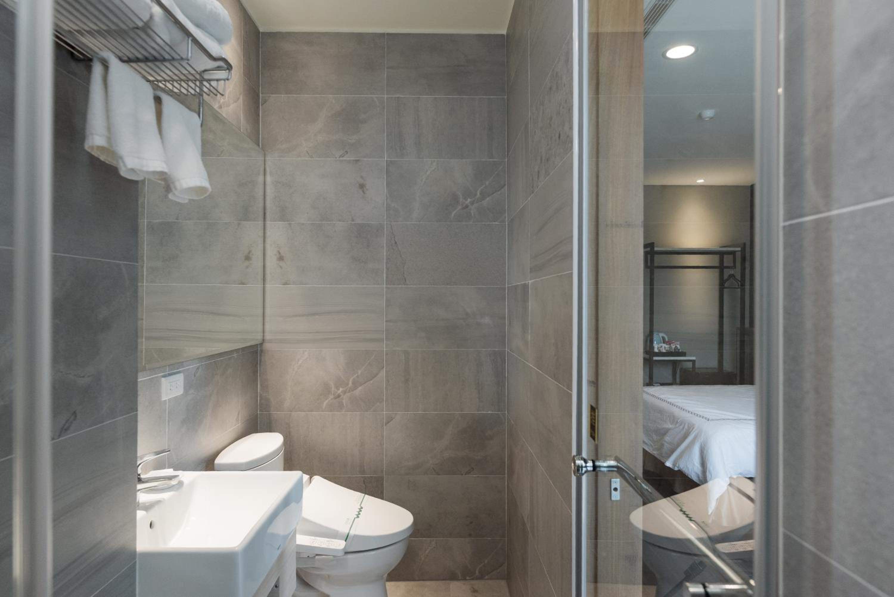 Quadruple Room with Balcony photo 2