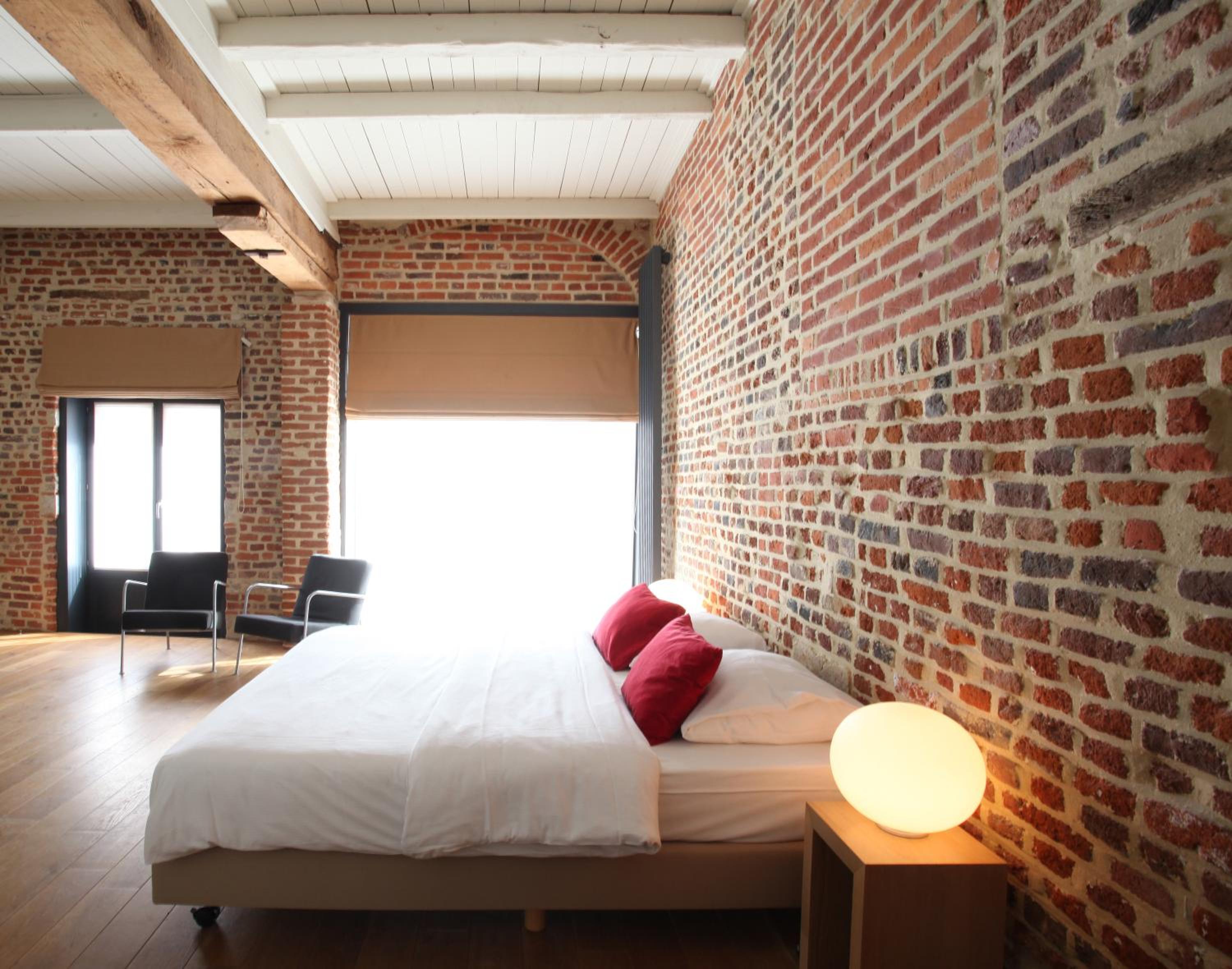 Suite - Photo 2