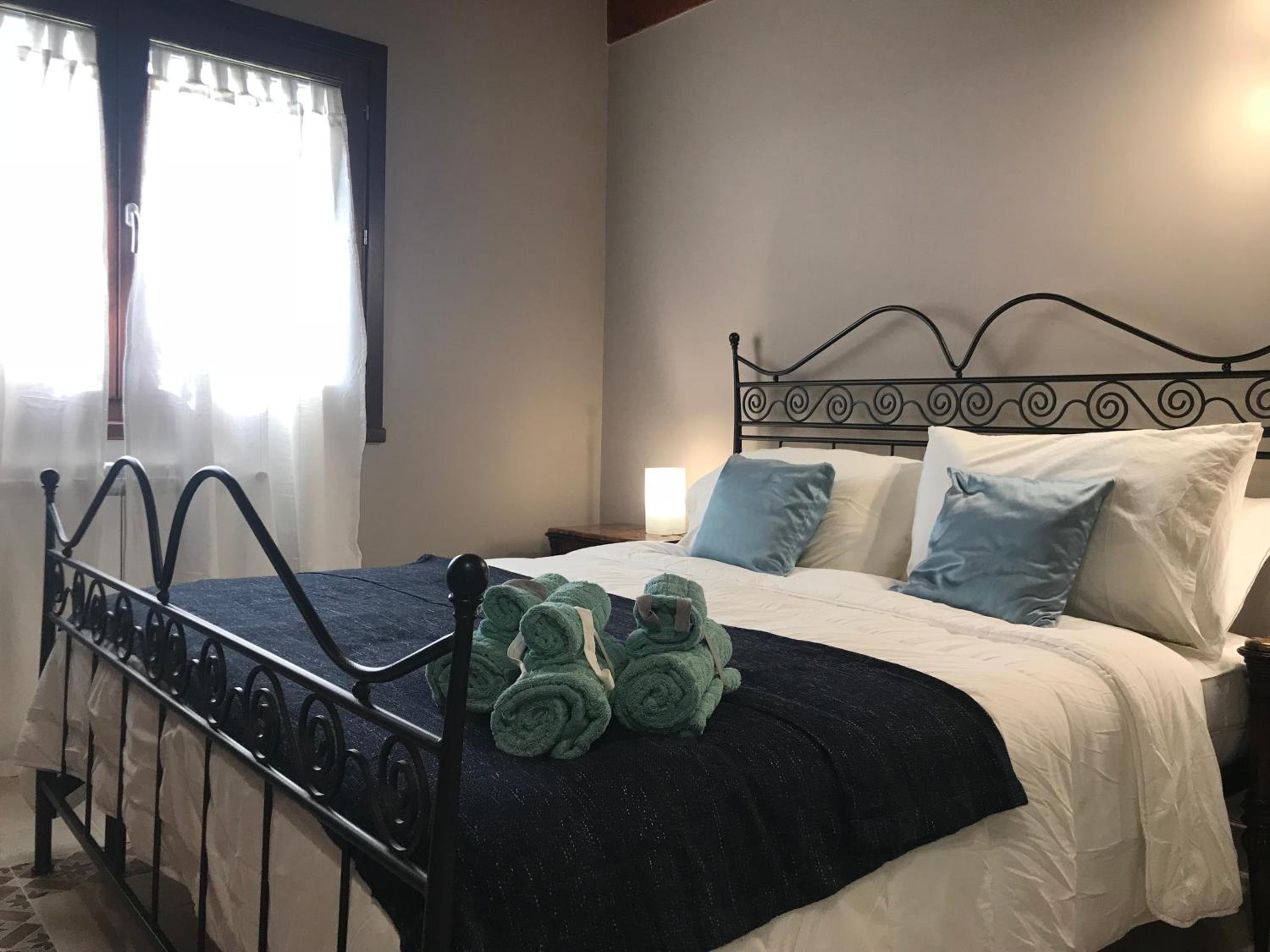 King Room with Pool View