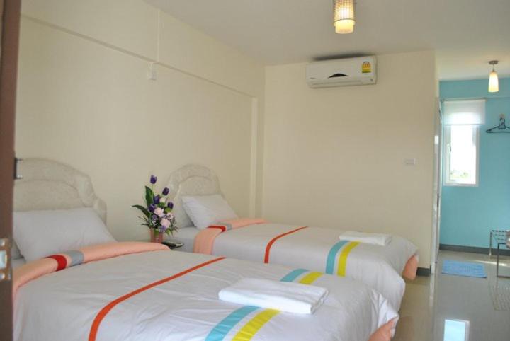 Standard Double or Twin Room - Photo 1