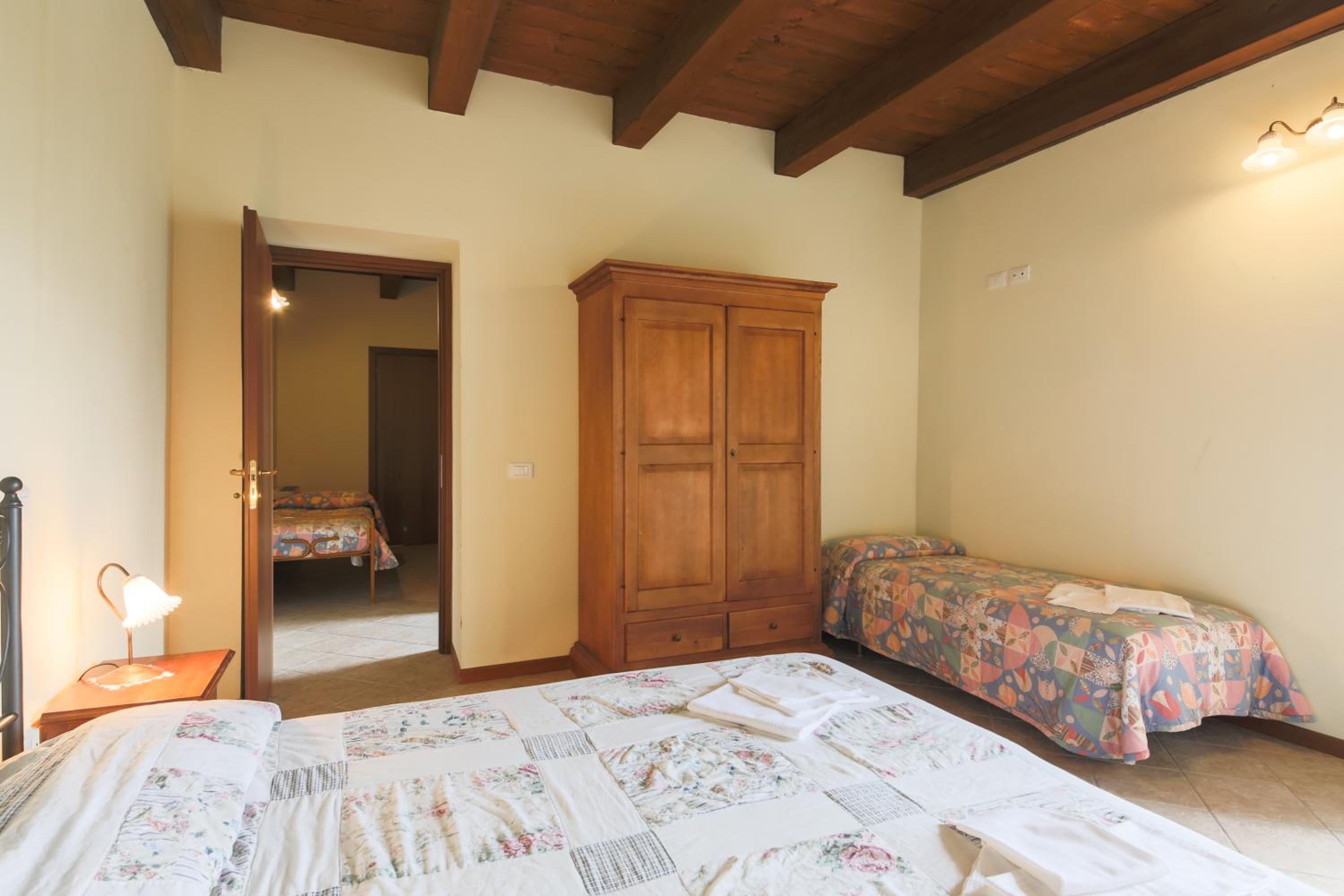 Standard Family Room - Photo 11