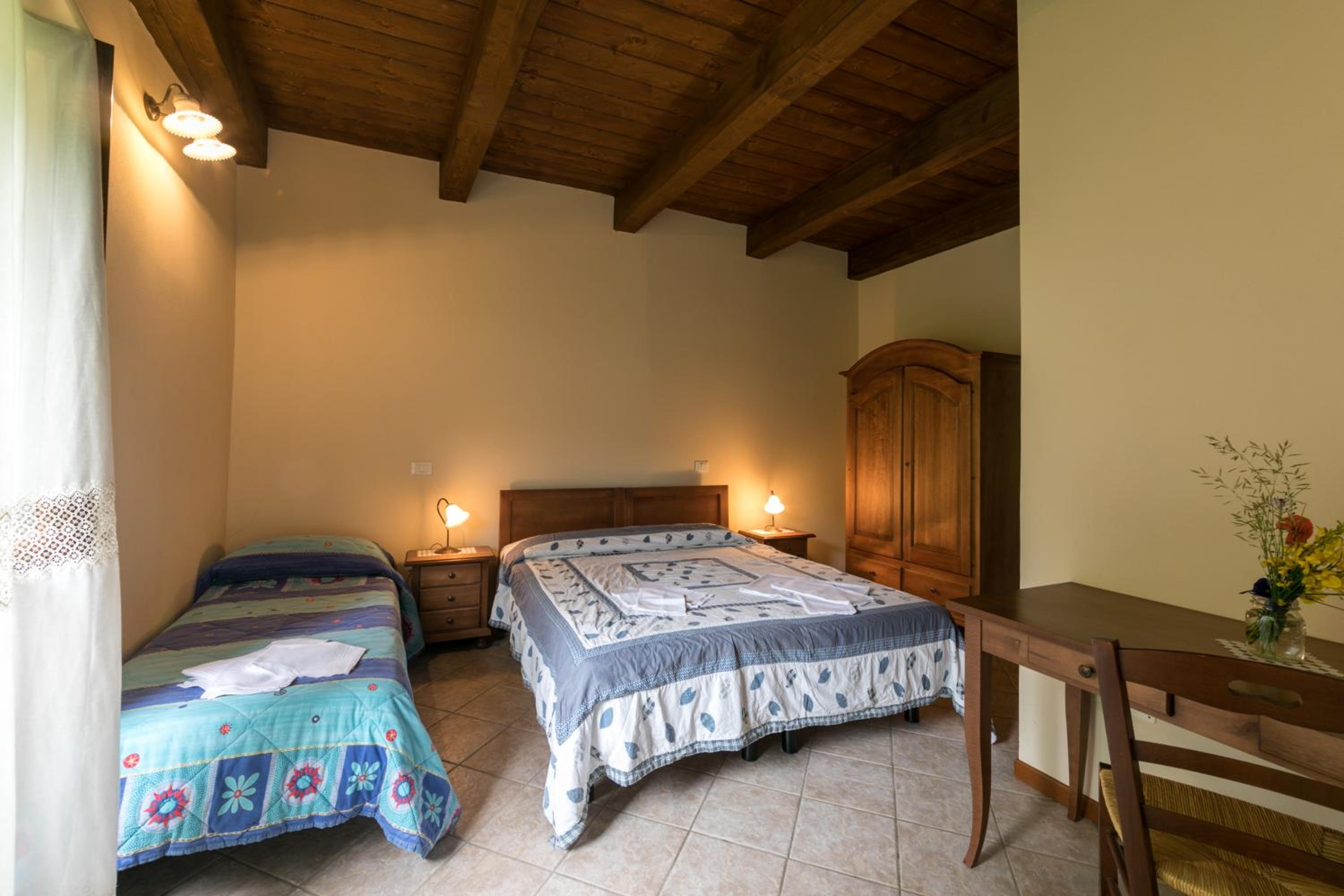 Triple Room with Mountain View - Photo 13