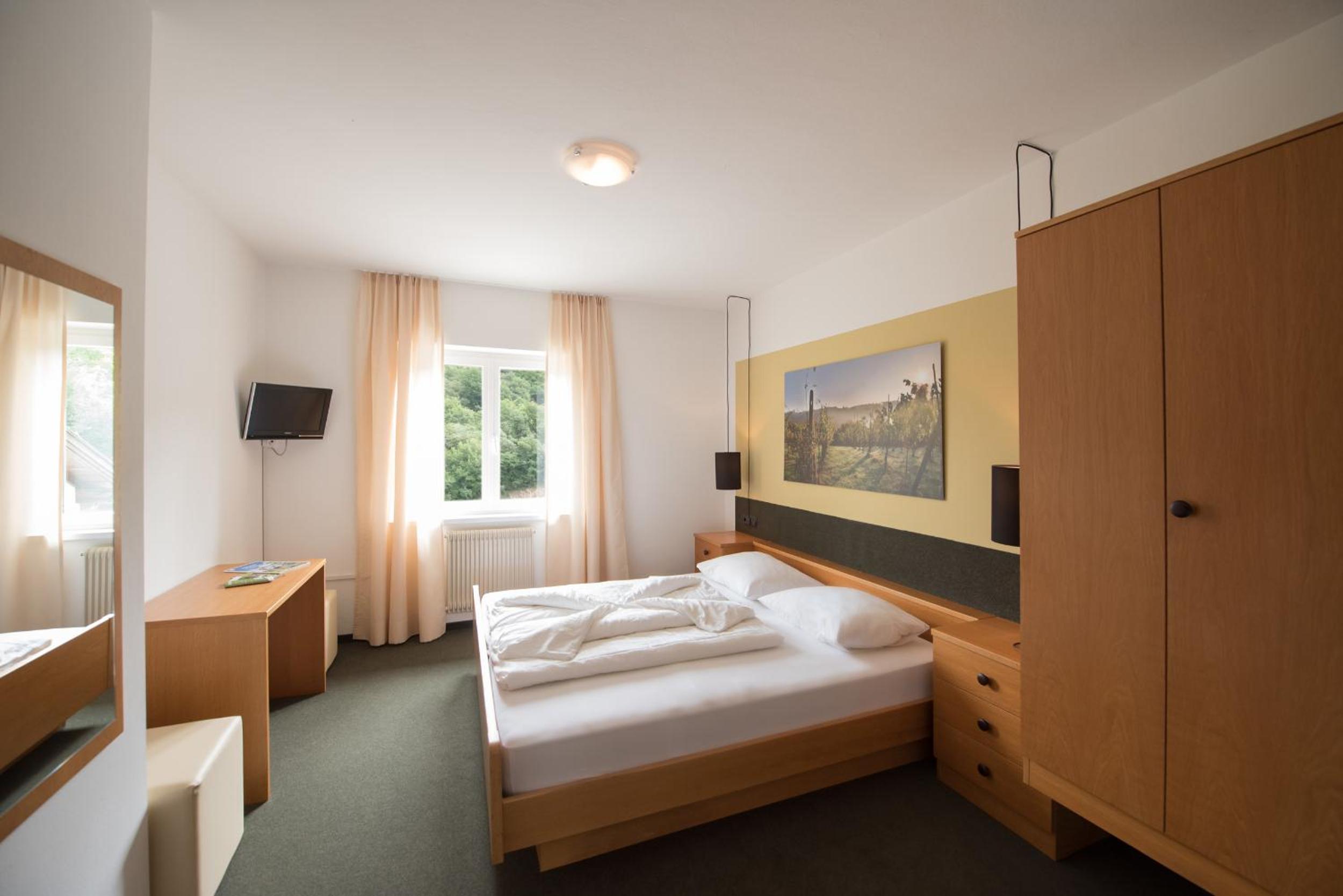 Standard Double Room photo 3