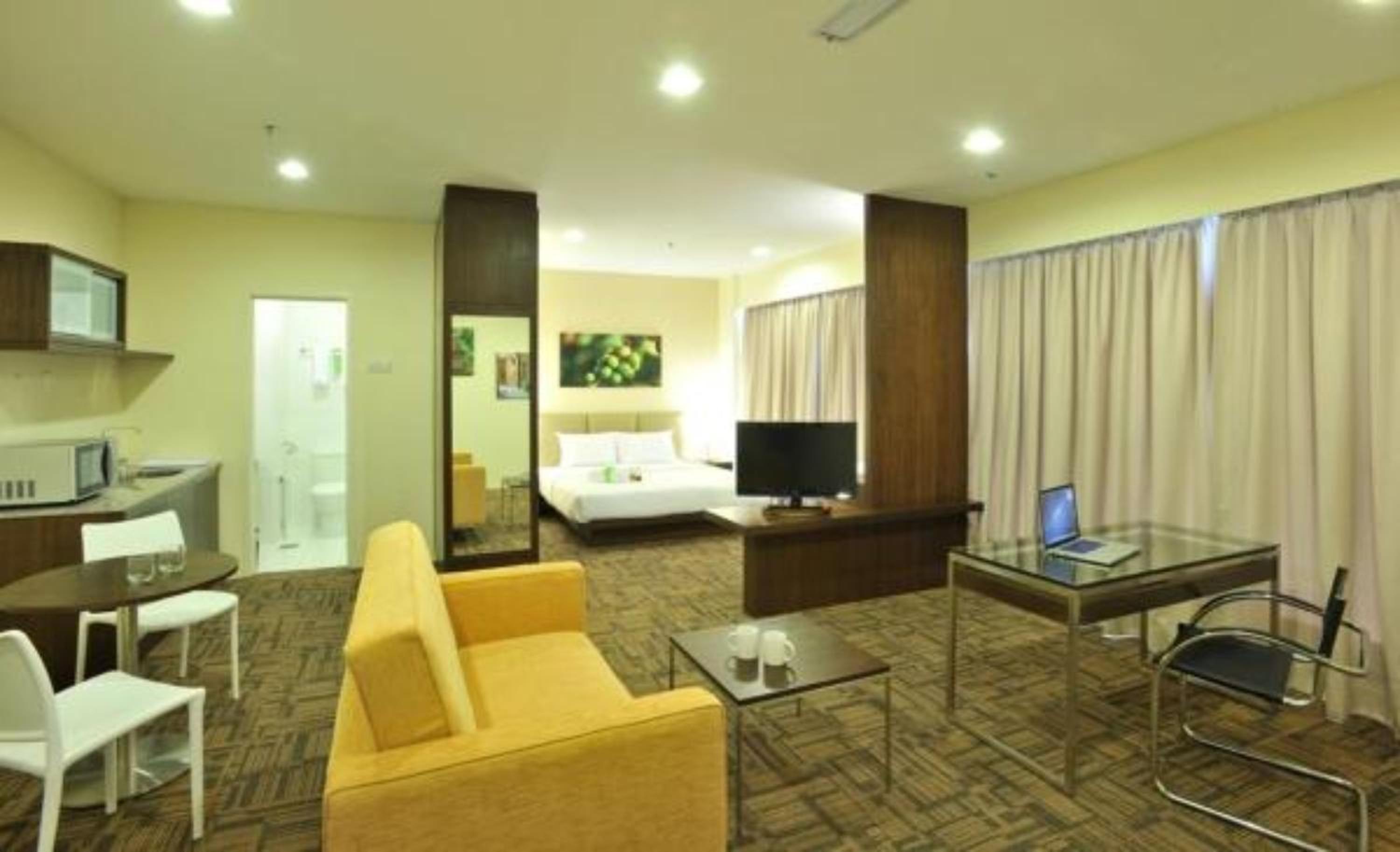 Executive Deluxe - Room Only
