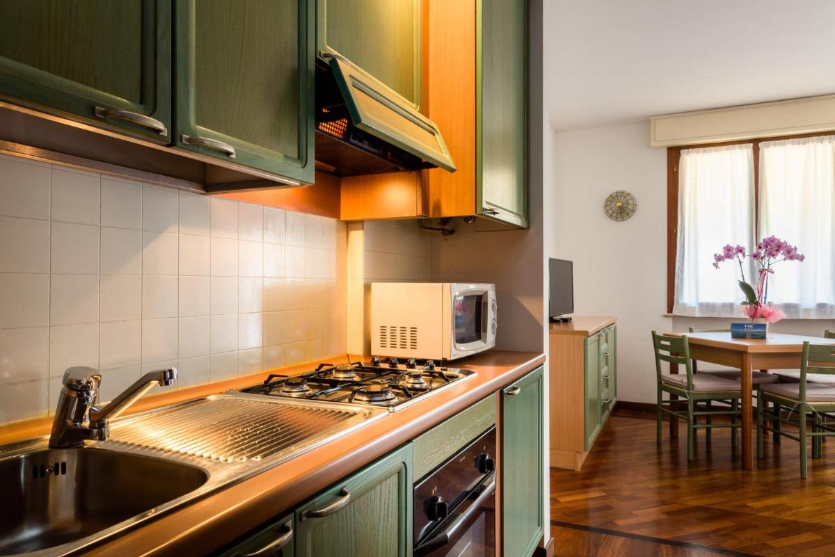 Studio Apartment photo 3