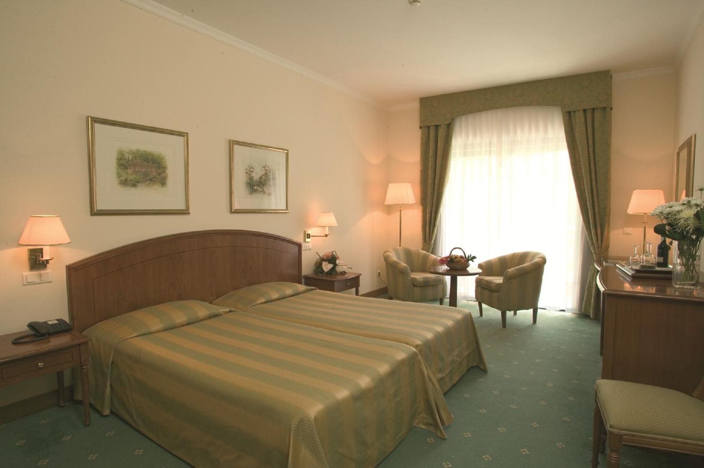 Double Room - Photo 1