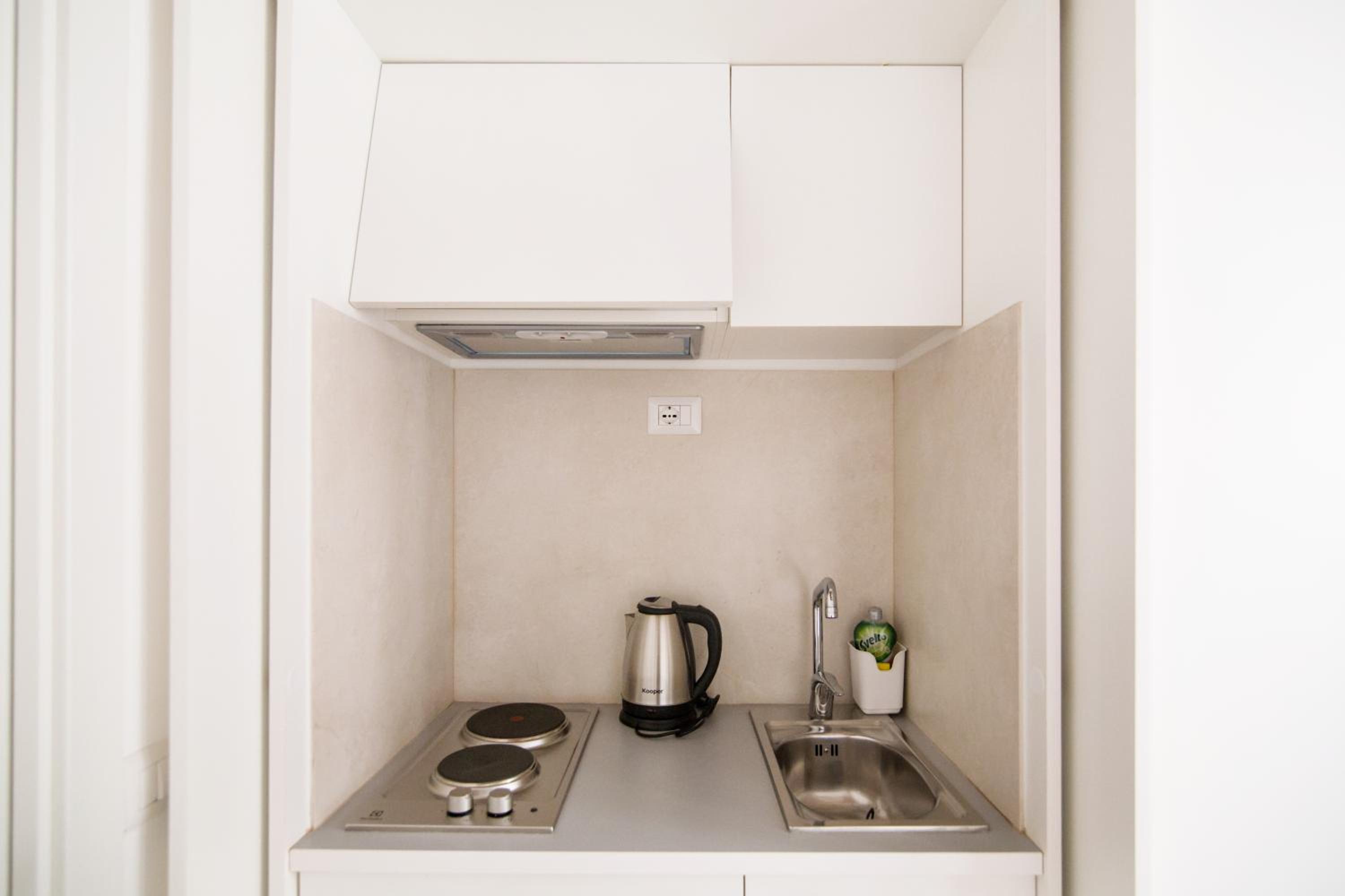 Deluxe Apartment Spagna-Separate Building photo 3