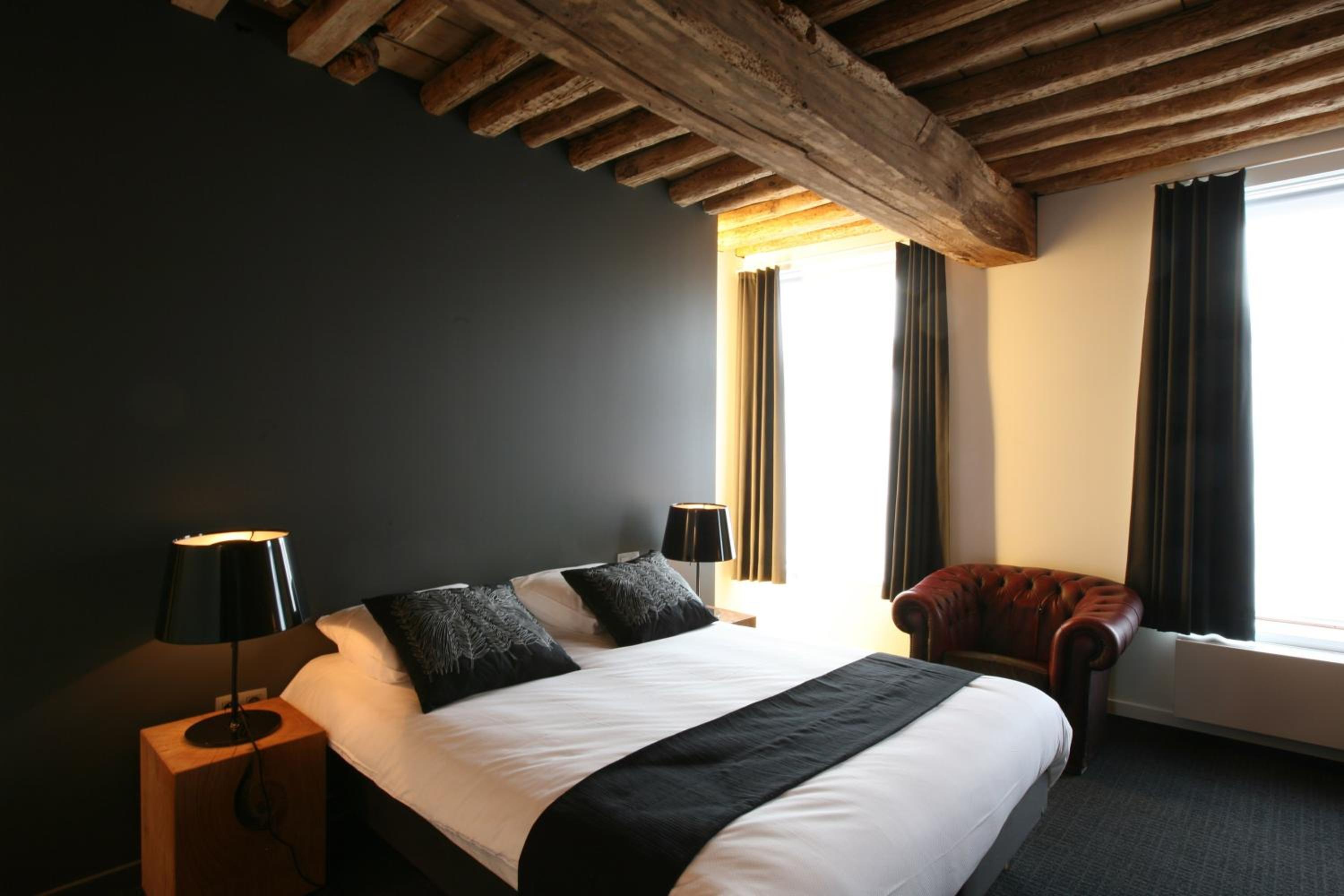 Authentic Premium Double Room photo 2