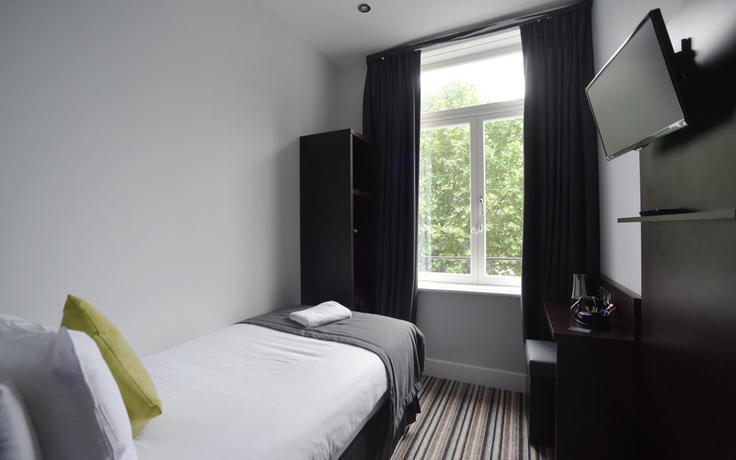 Single Room photo 3