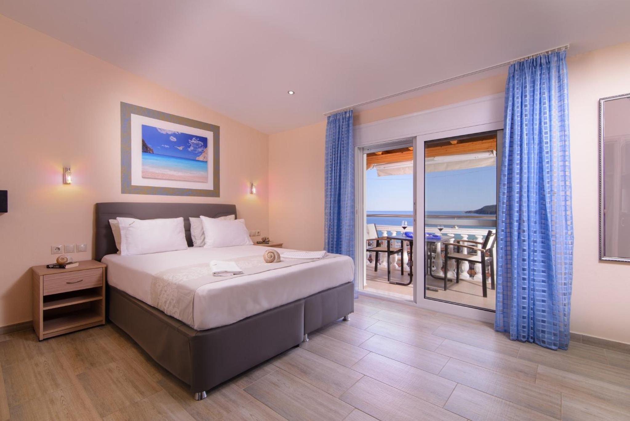 Deluxe Double Room with Sea View