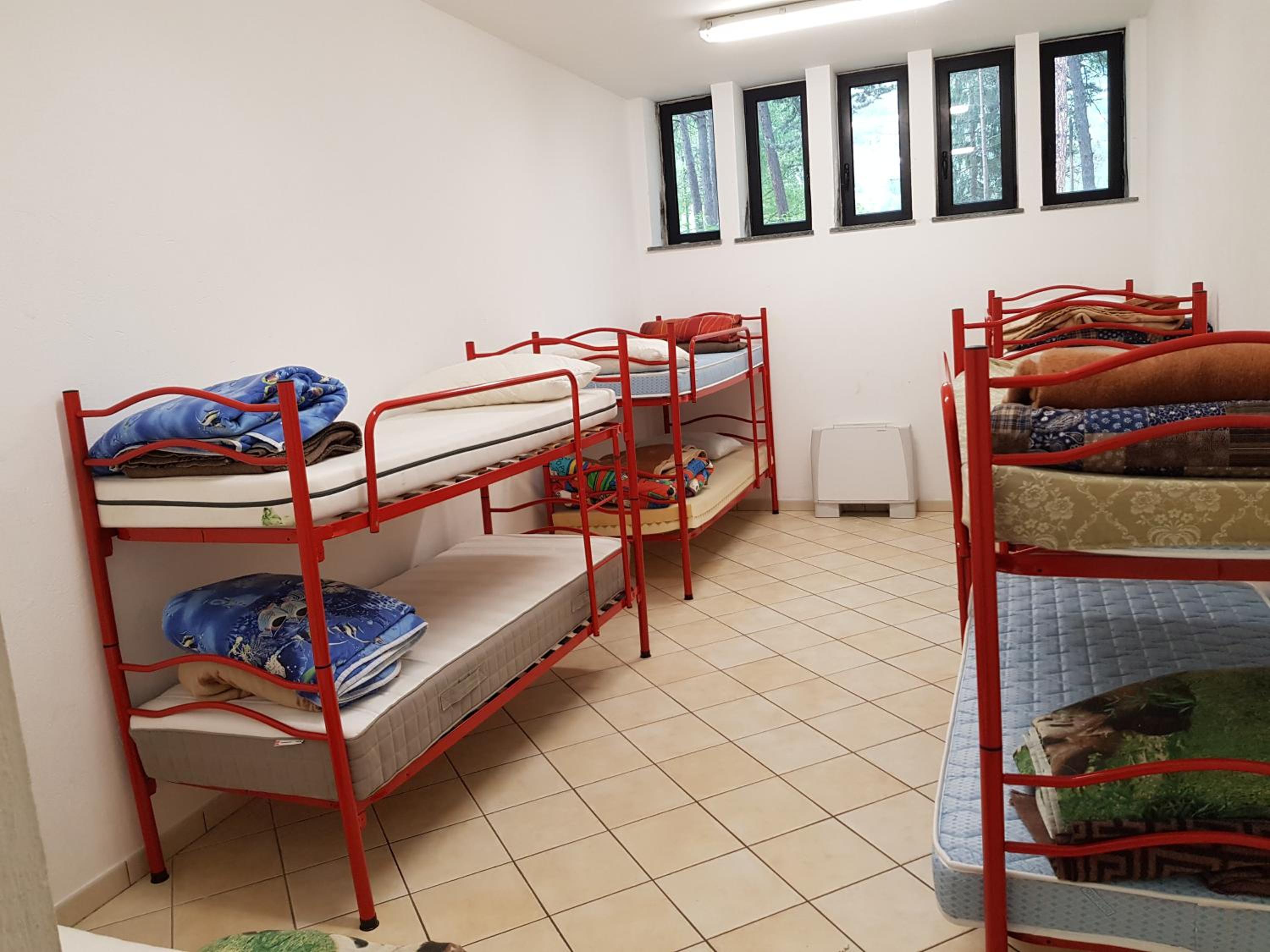 Mixed Dormitory Room photo 2
