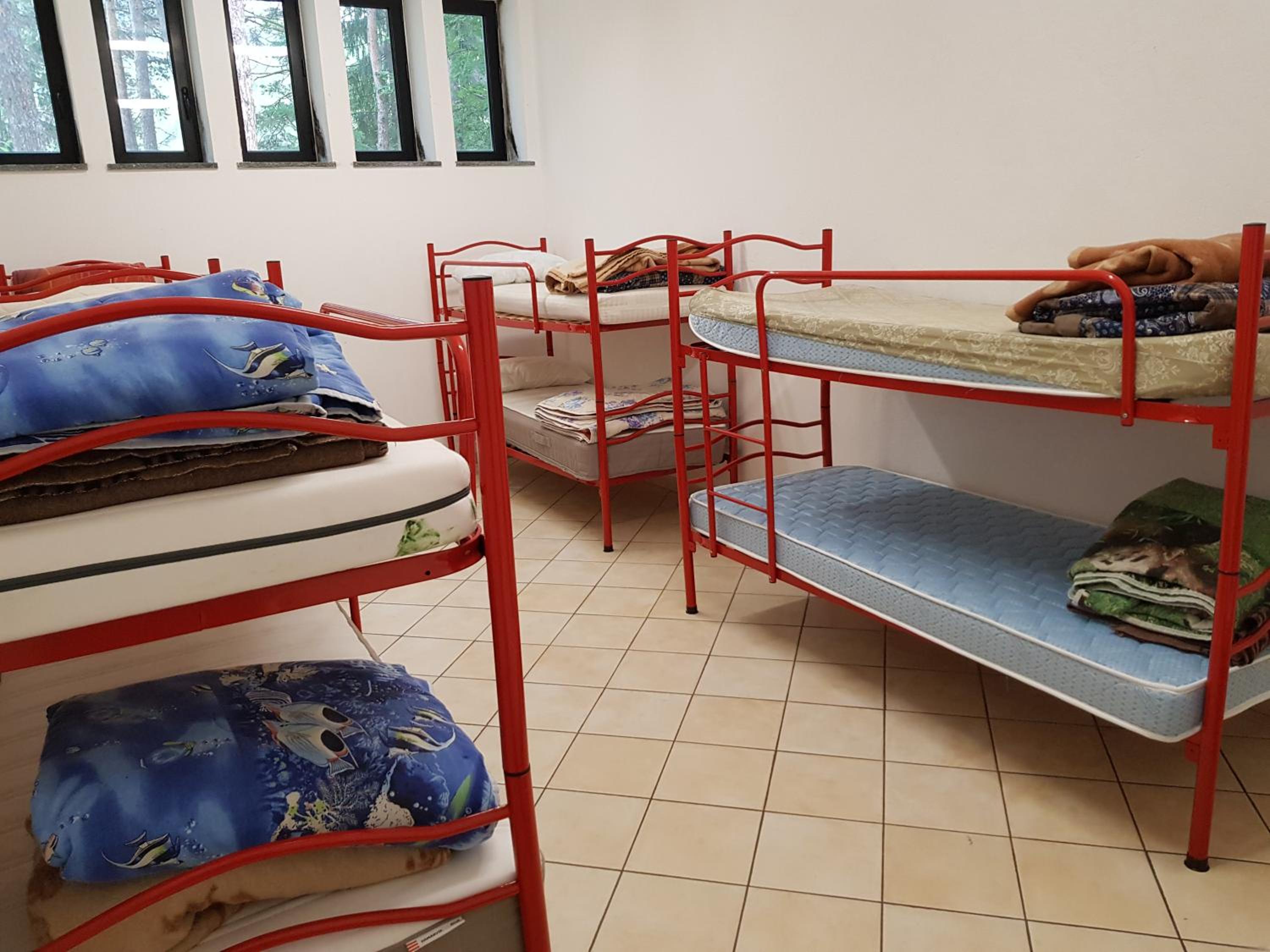 Mixed Dormitory Room photo 1