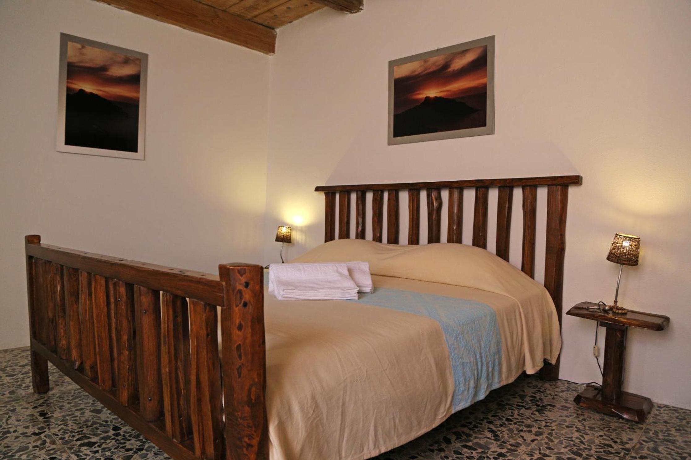 Double Room - Photo 6