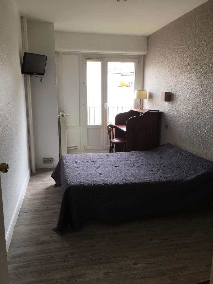 Double Room with Private Bathroom photo 2