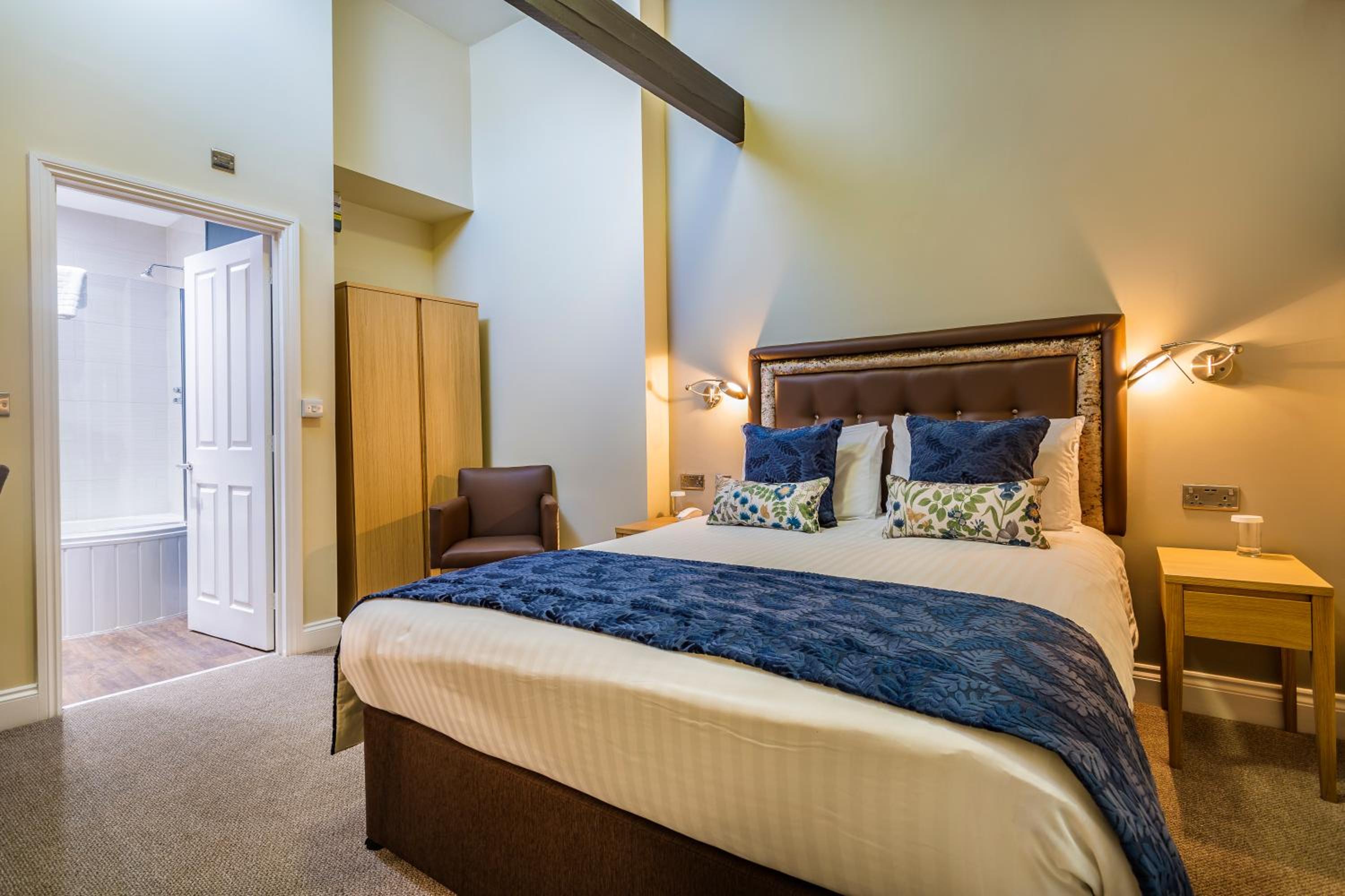 Classic Double Room photo 2